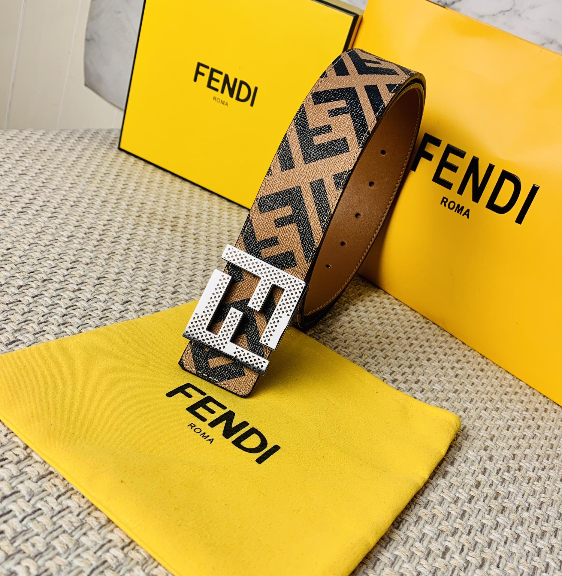 F*endi Belts Top Version