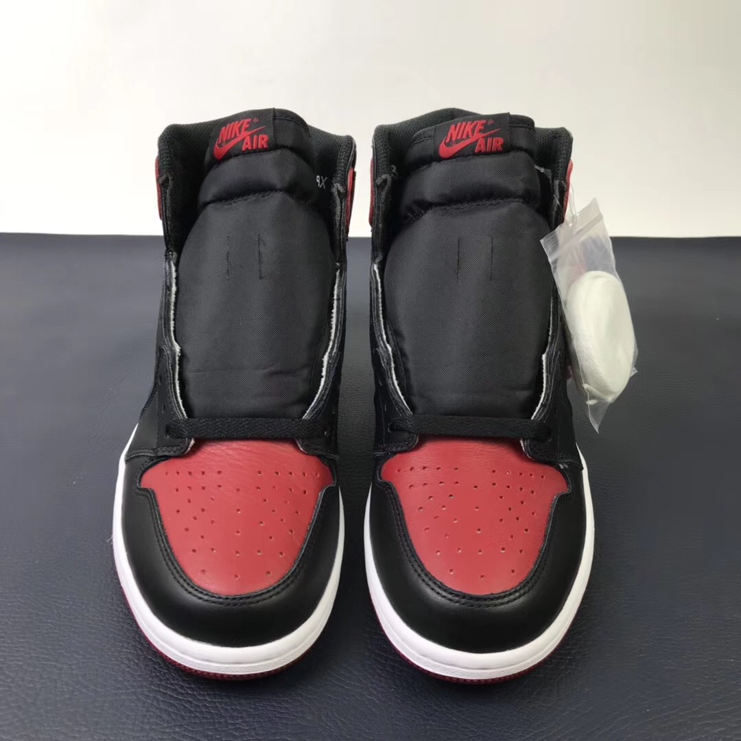 Air Jordan 1 Banned 555088-001