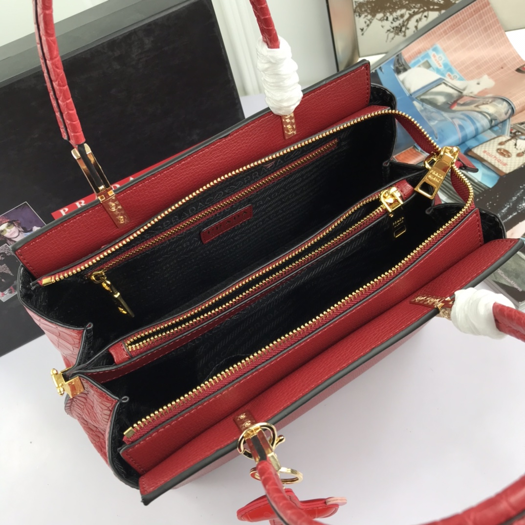 P*rada Top Bag 30*23*13cm