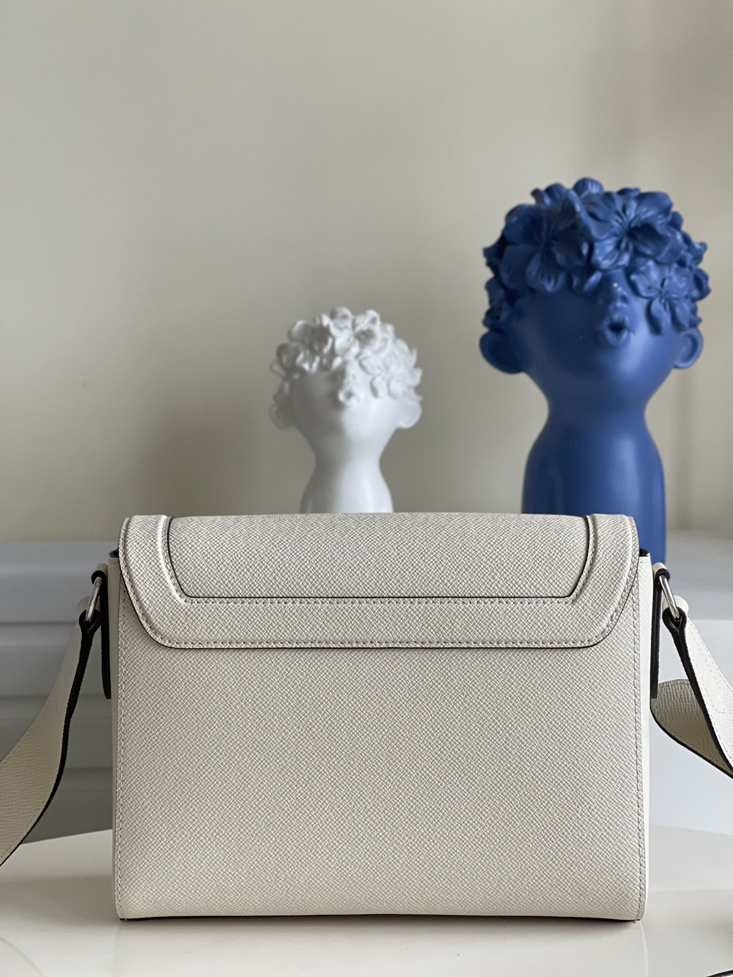 L*ouis V*uitton Bag Top Quality 28.3*18.3*4.3CM