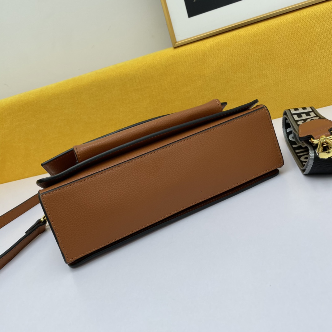 P*rada Top Bag 27*17*10cm