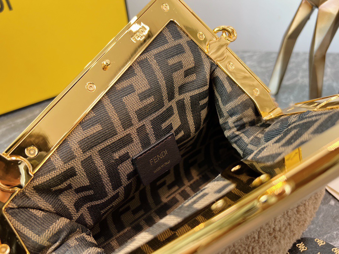 F*endi Bag Top Quality 25*9*18CM