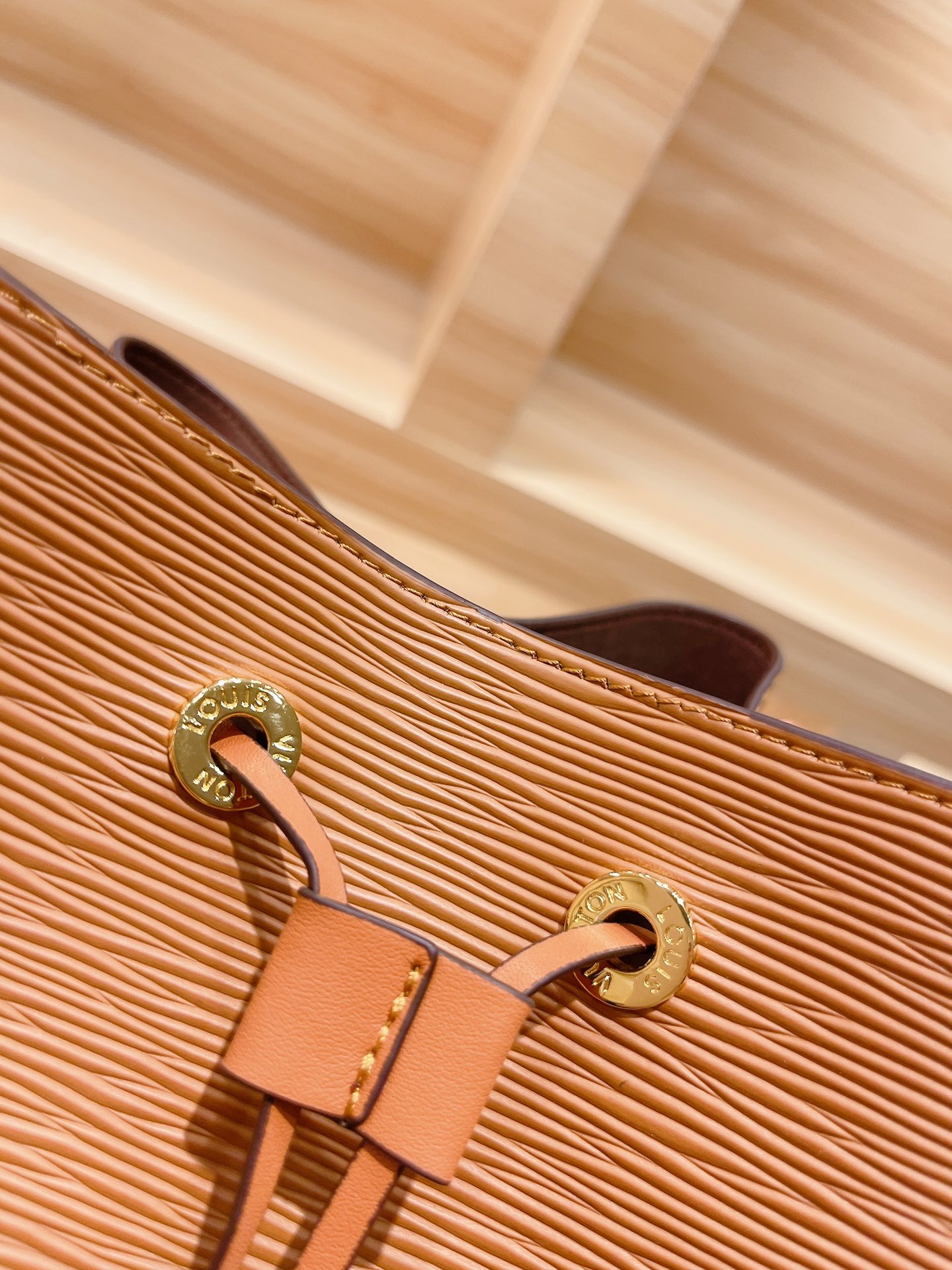 L*ouis V*uitton Top Bag 25*26cm