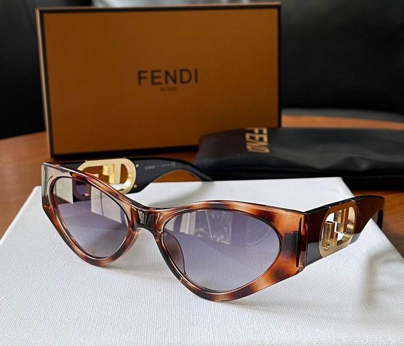 F*endi Glasses Top
