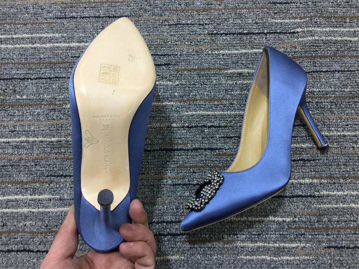 Women Manol*o Blahni*k Pump High Heels