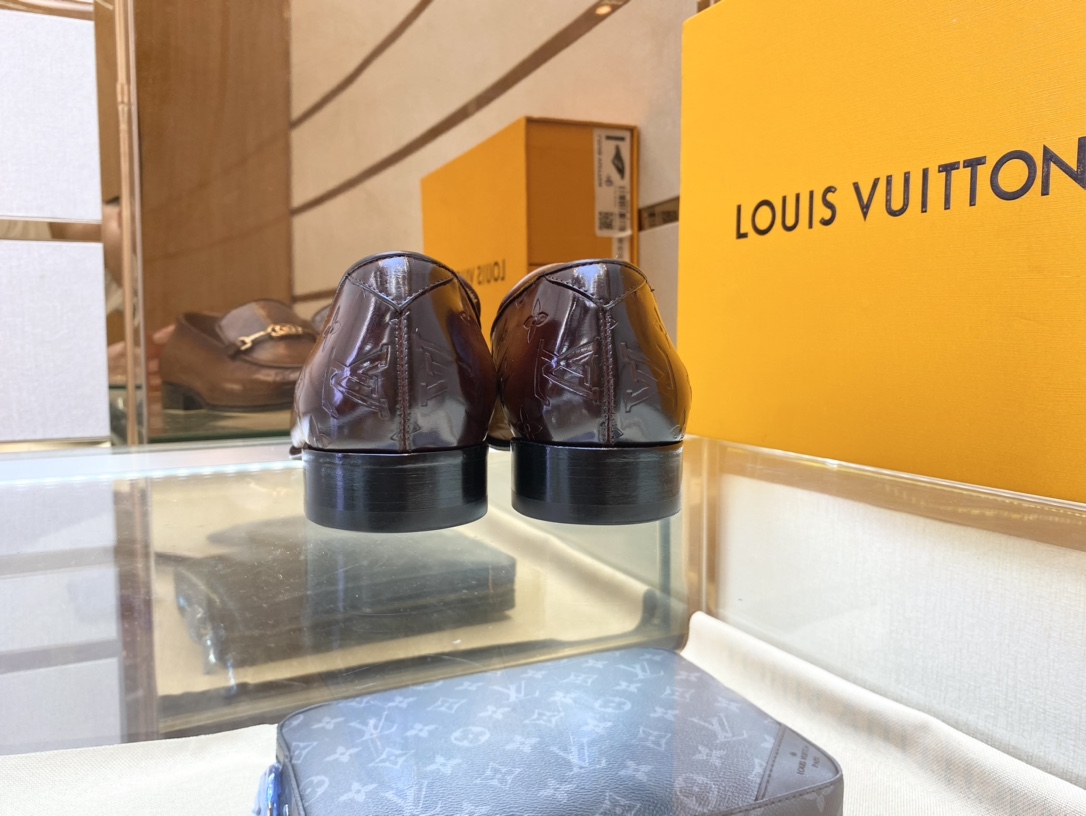 Men L*ouis V*uitton Top Sneaker