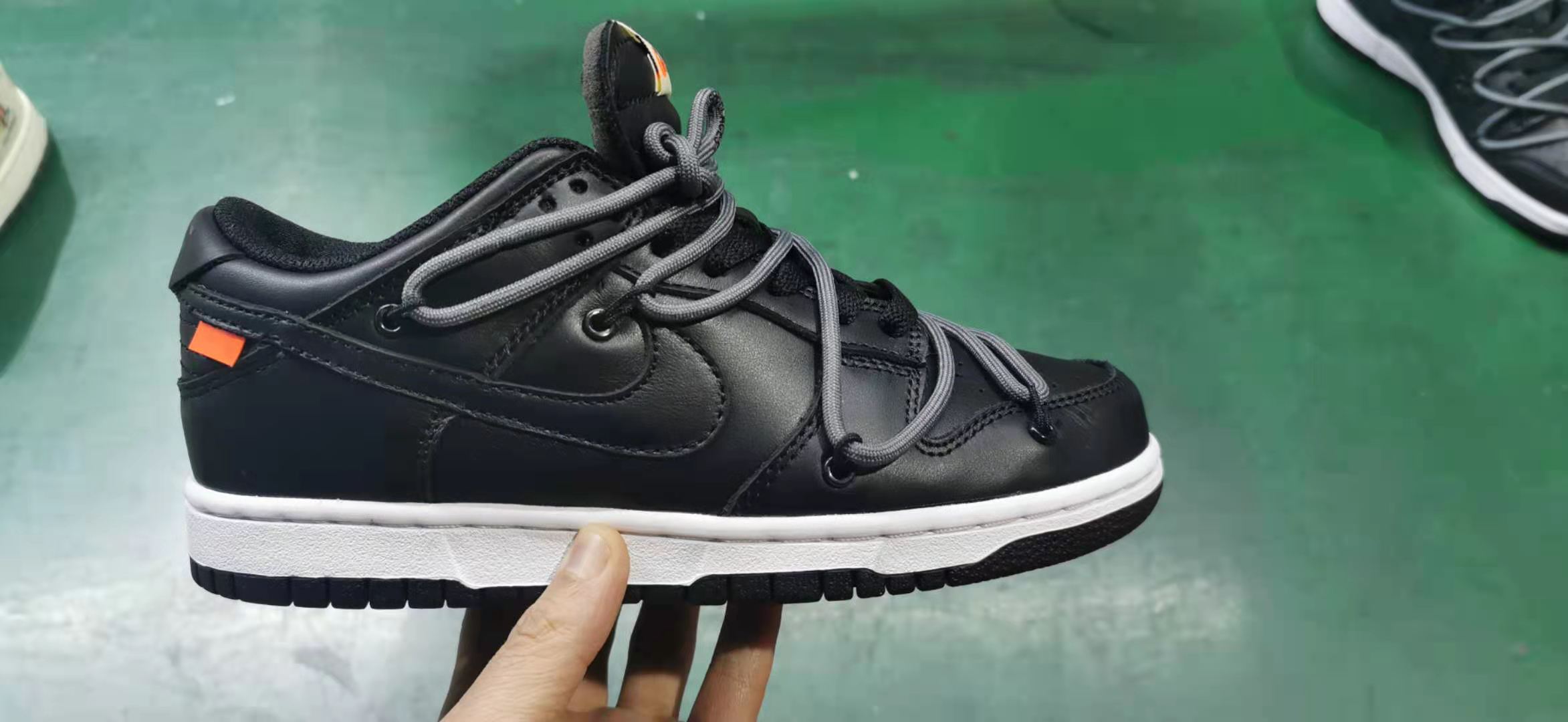 from O*ff-W*hite x Nike Dunk Low