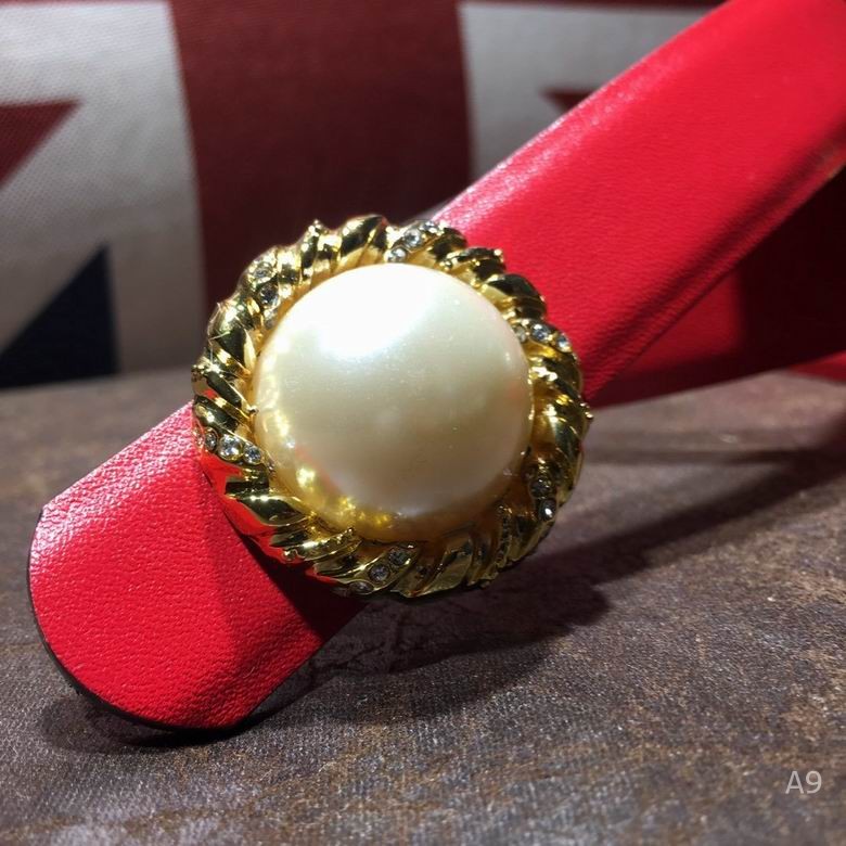 C*anel Belts Top Version