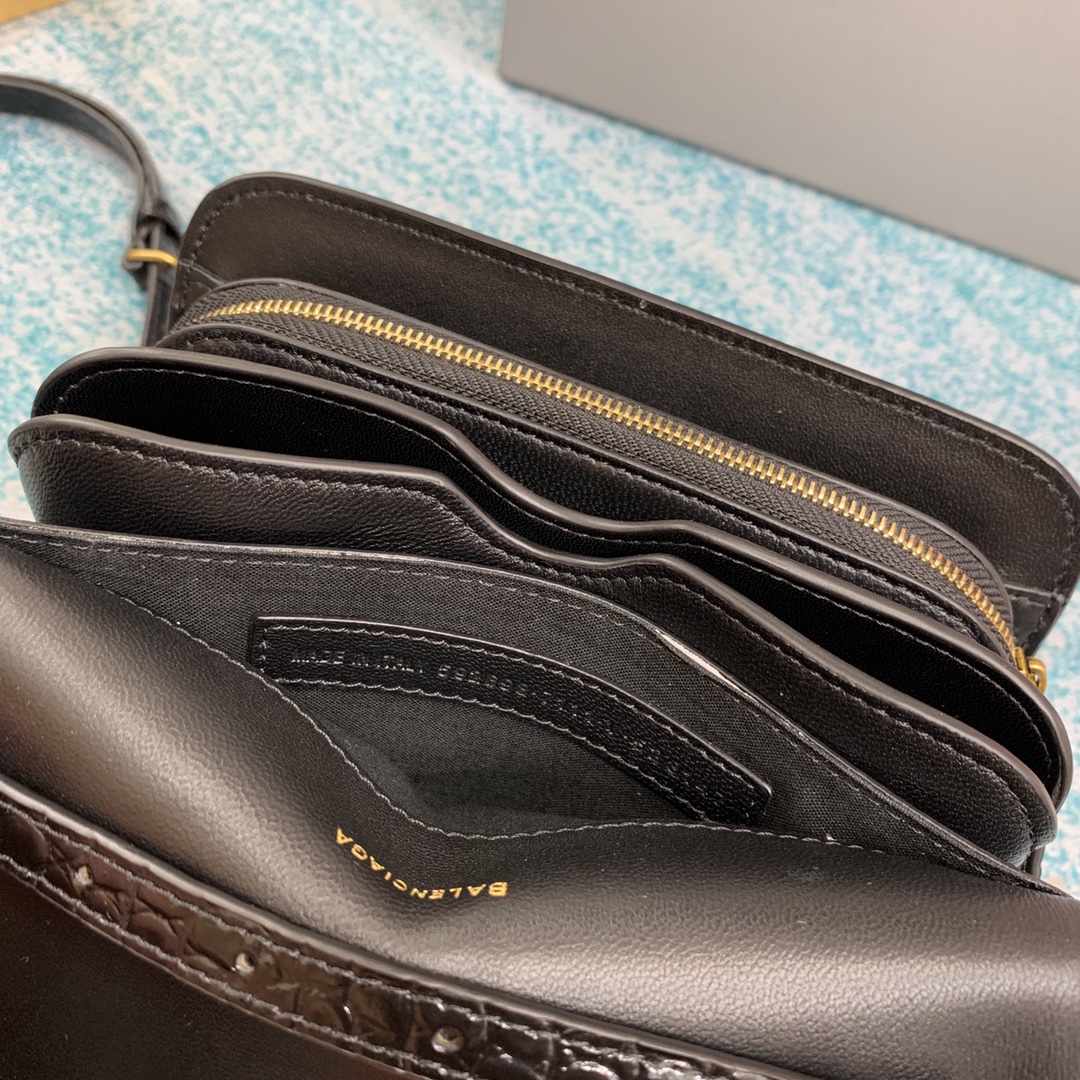 B*alenciaga Bag Top Quality 18x9x14CM