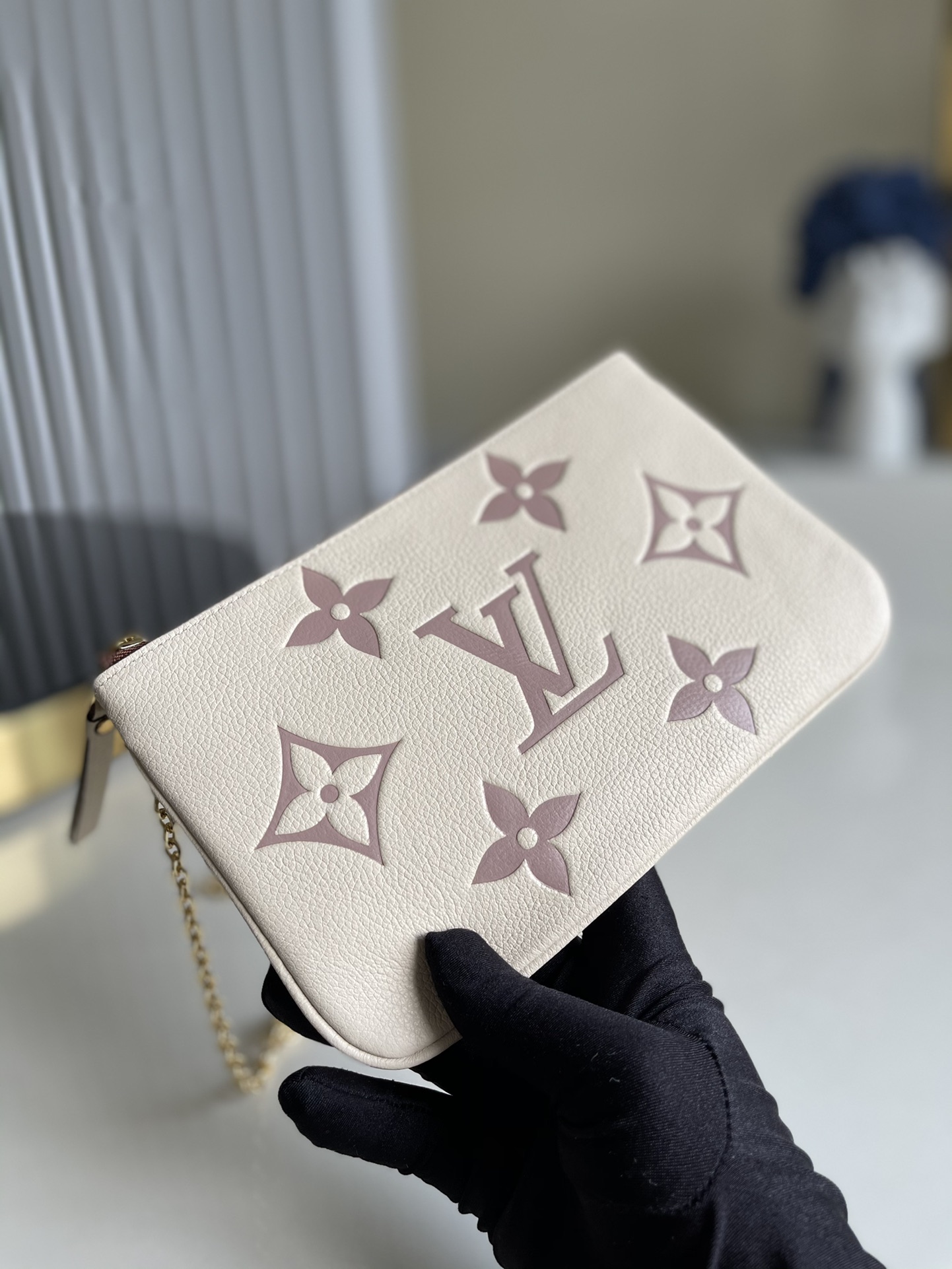 L*ouis V*uitton Top Bag 20*12.5*3cm