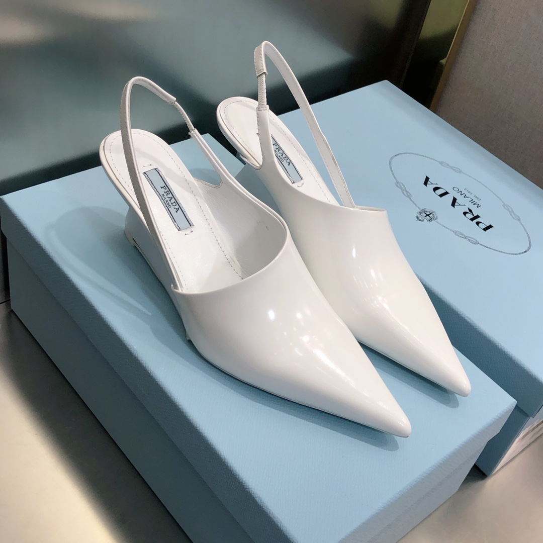 Women P*rada Top Quality Sandals