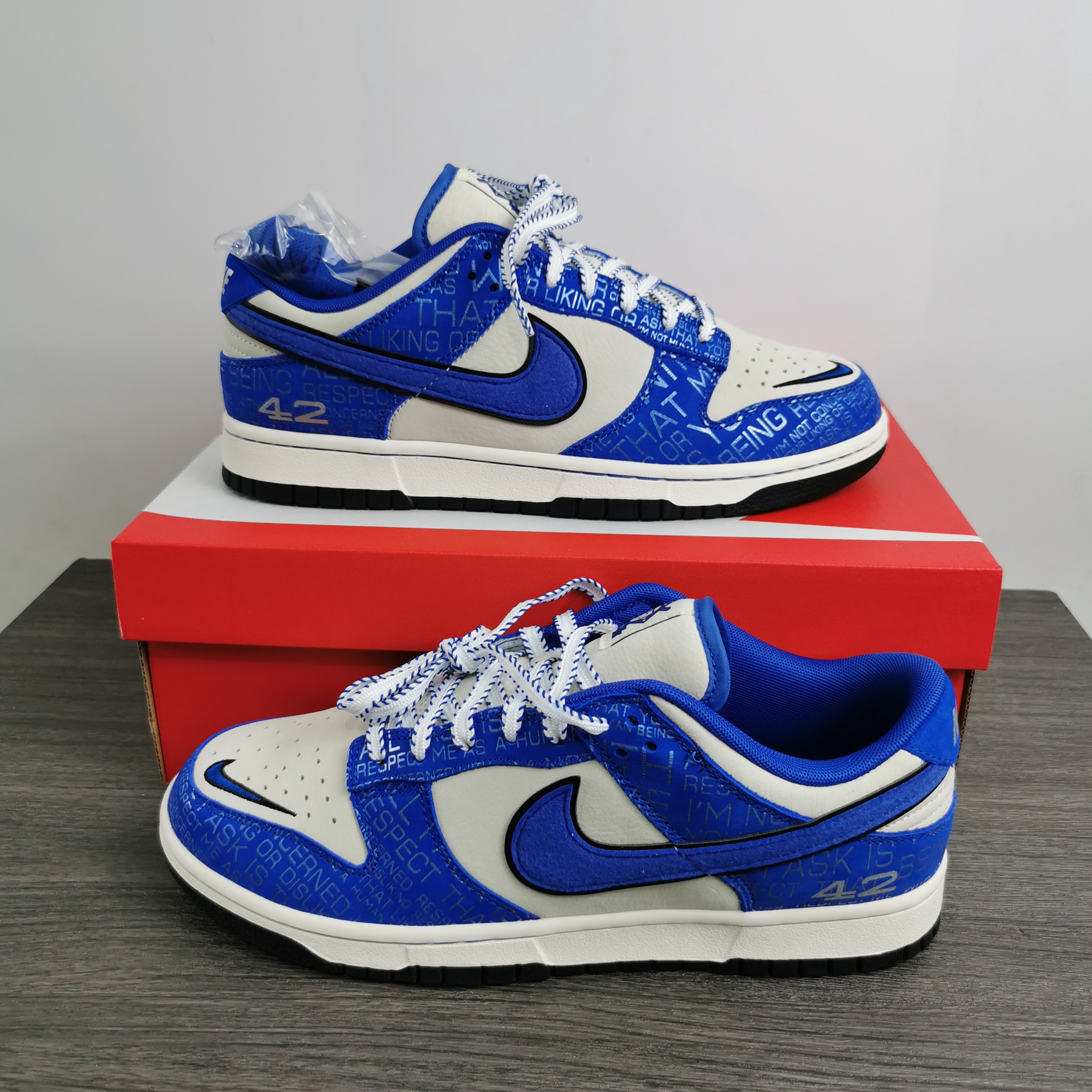 from Nike Dunk Low “Jackie Robinson” DV2122-400