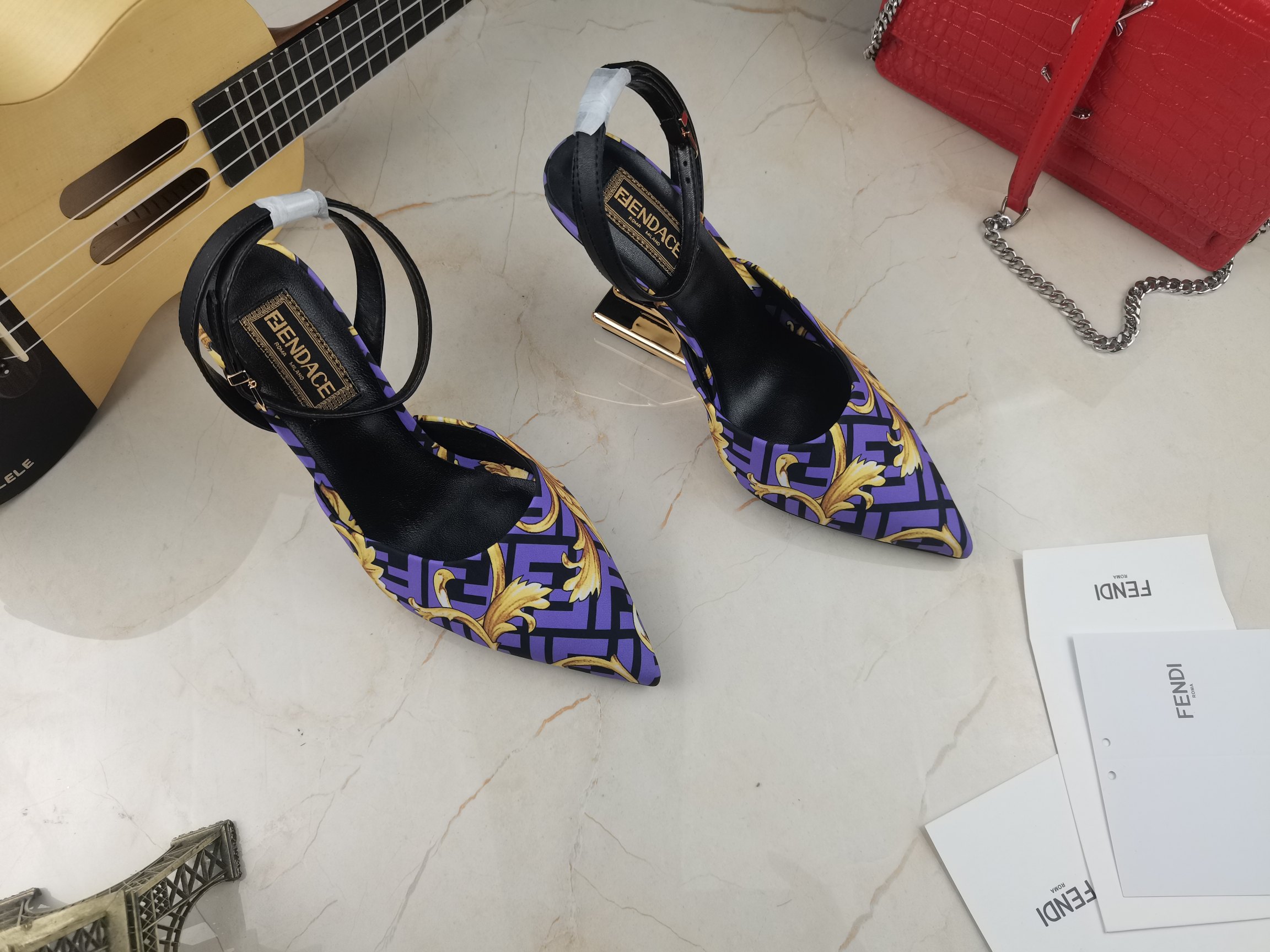 Women F*endi Top Quality Sandals