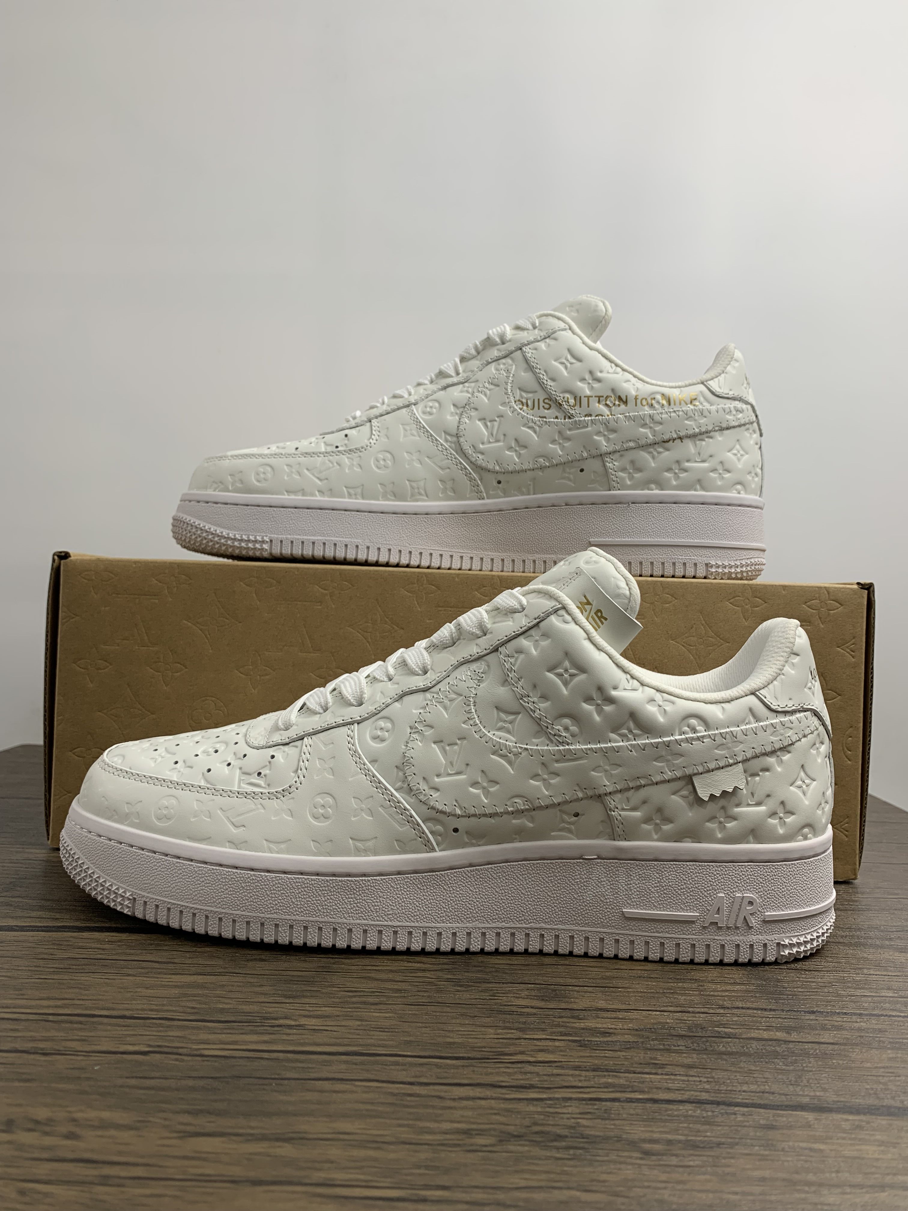 from Men L*ouis V*uitton * nike air force 1 Top Sneakers