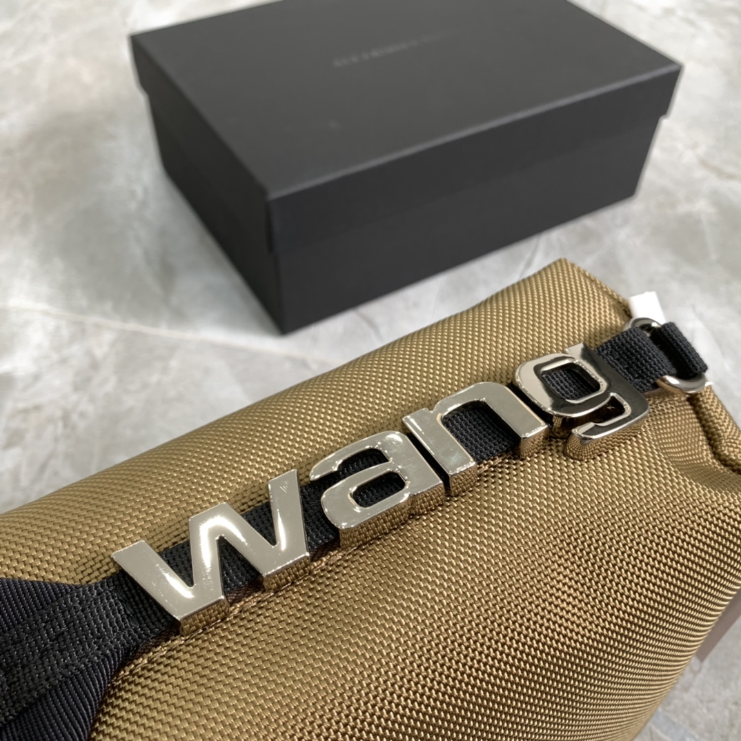 A*lexander W*ang Top Bag 22CM