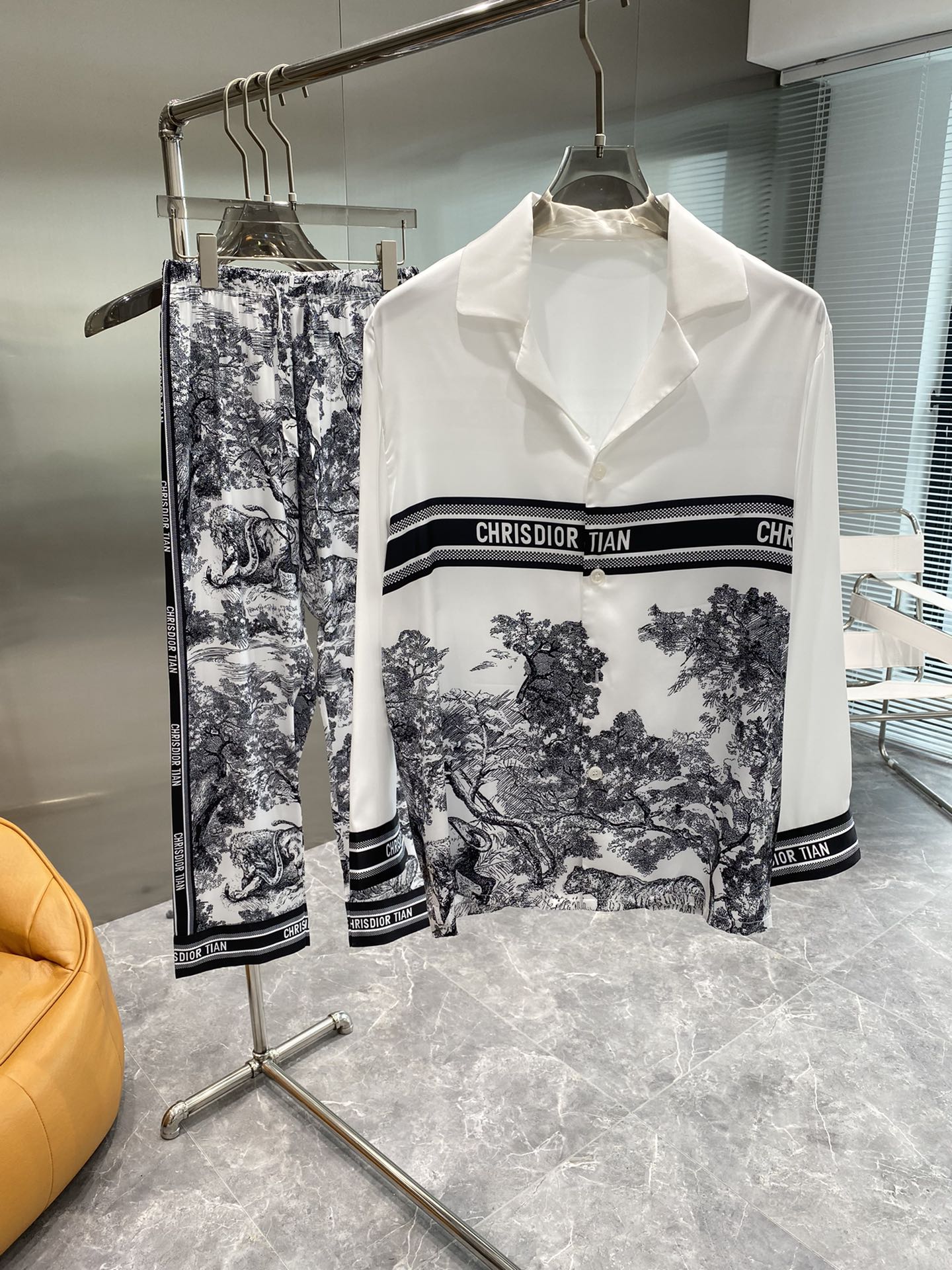 Men Sets Top Quality