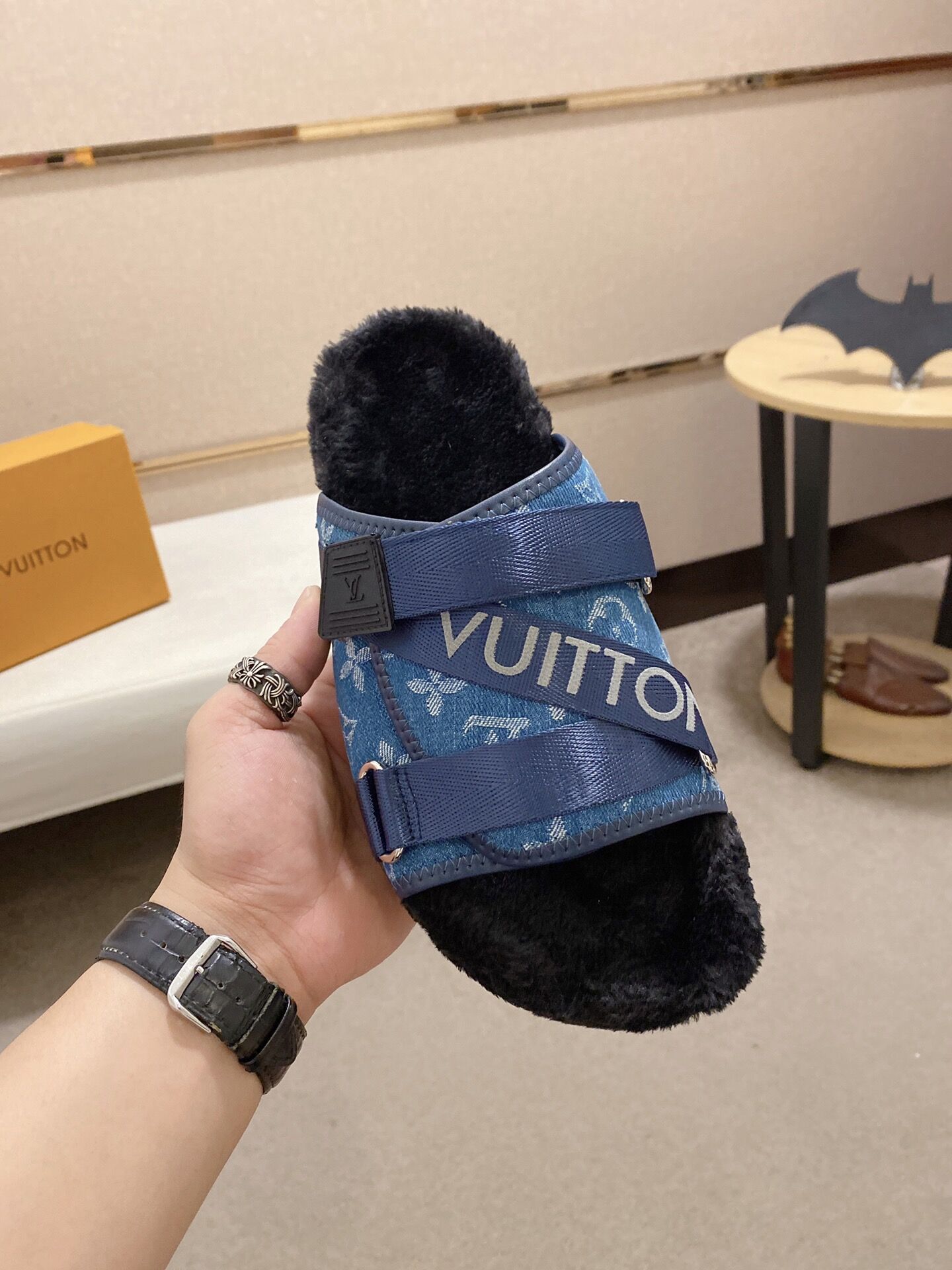 Men L*ouis V*uitton Top Slippers