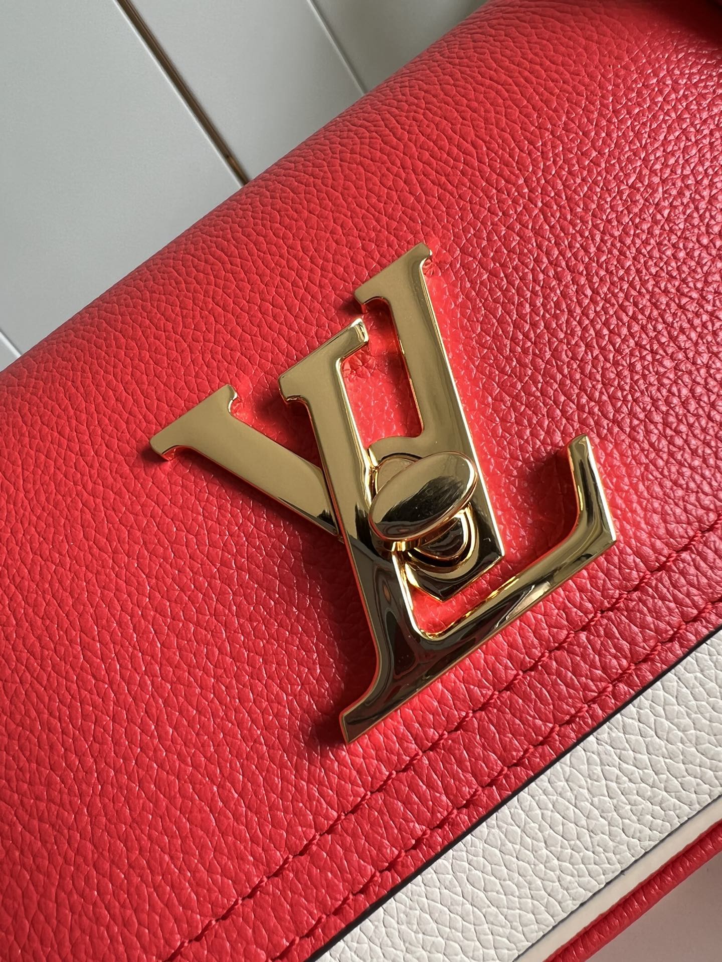 L*ouis V*uitton Bag Top Quality 19*13*8CM