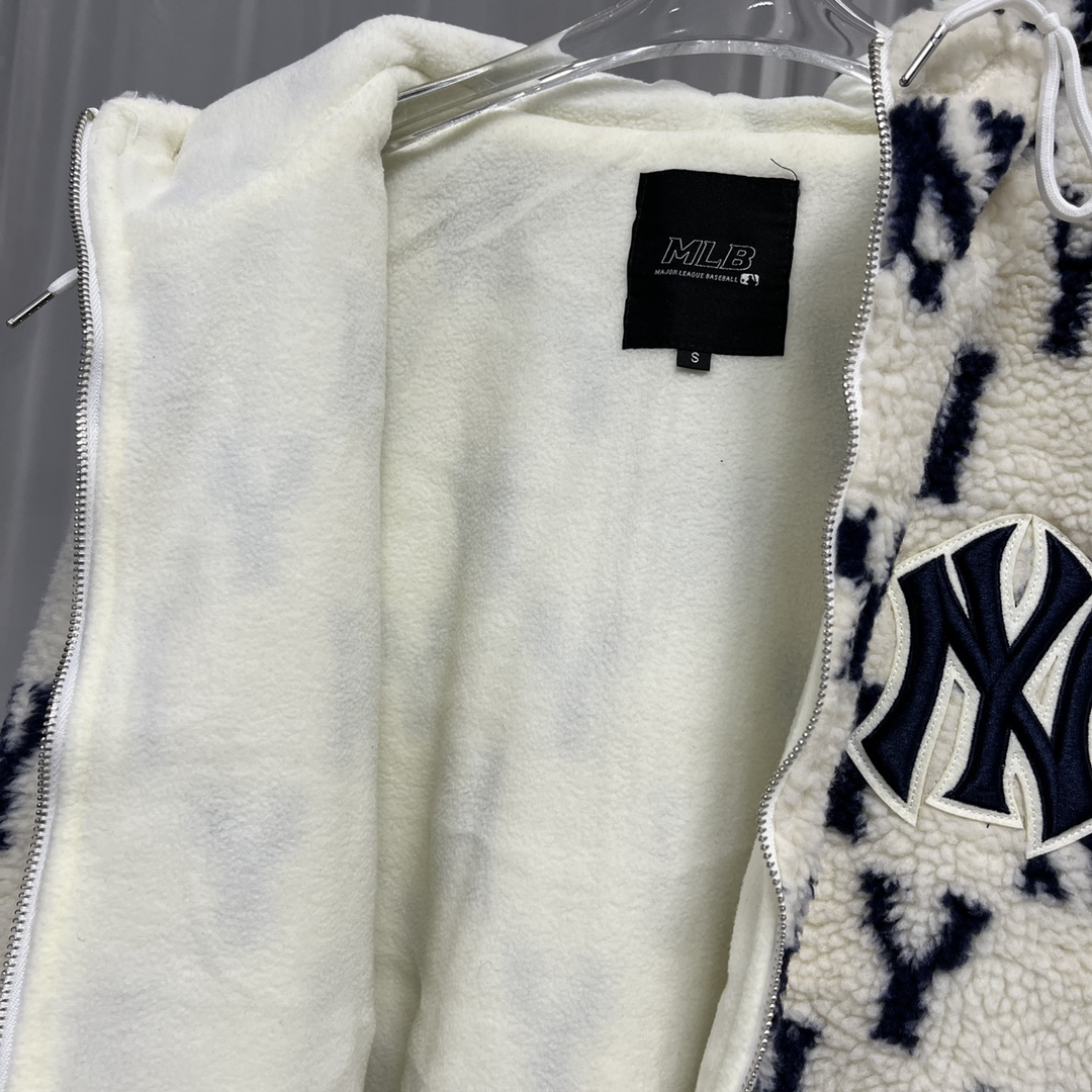 Men Jacket/Sweater Top Quality