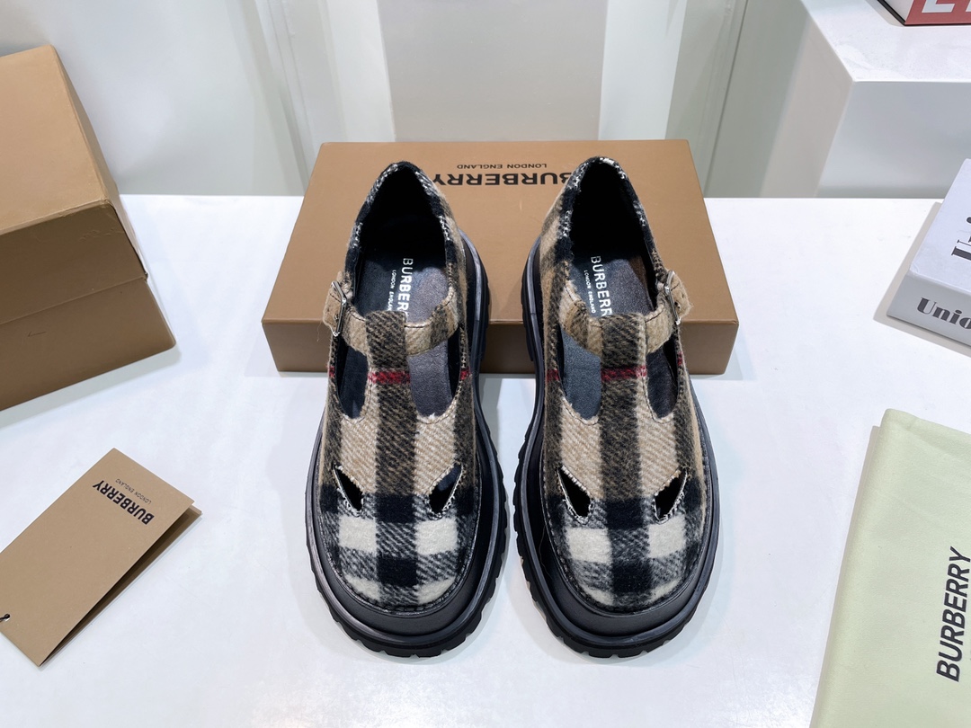 Women B*urberry Top Sneaker