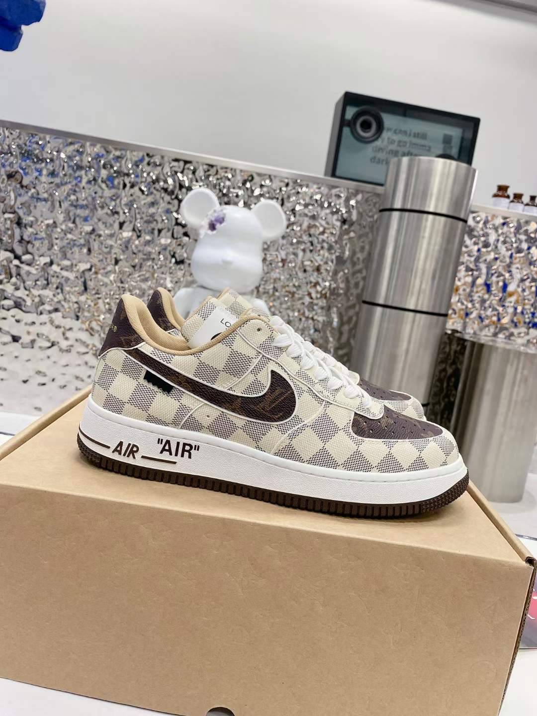 from Men Women L*ouis V*uitton x NIKE Air force1 22ss