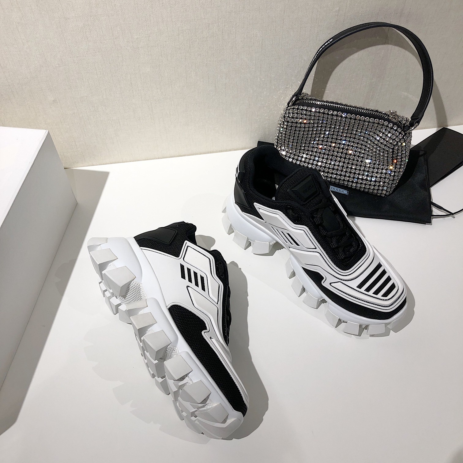 Men P*rada Top Sneaker （ ）