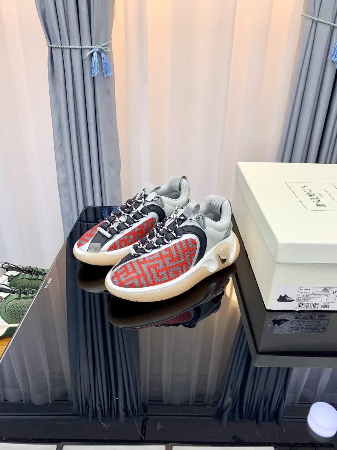 Men Women B*almain Top Sneakers