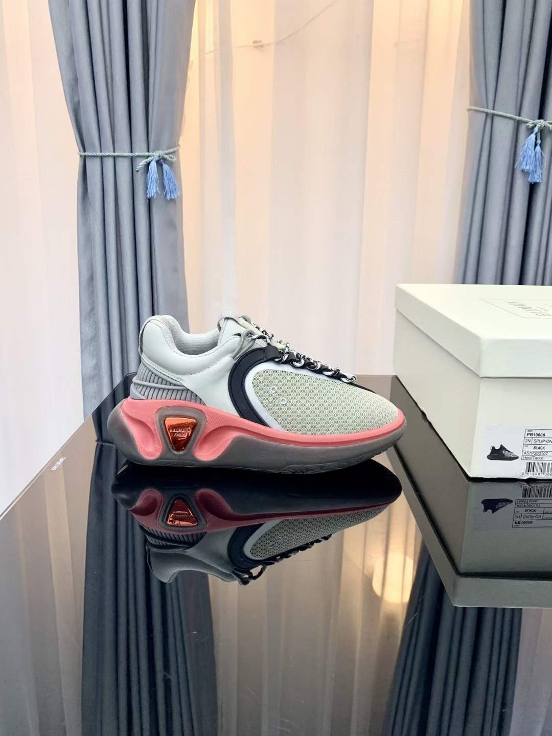 Men Women B*almain Top Sneakers