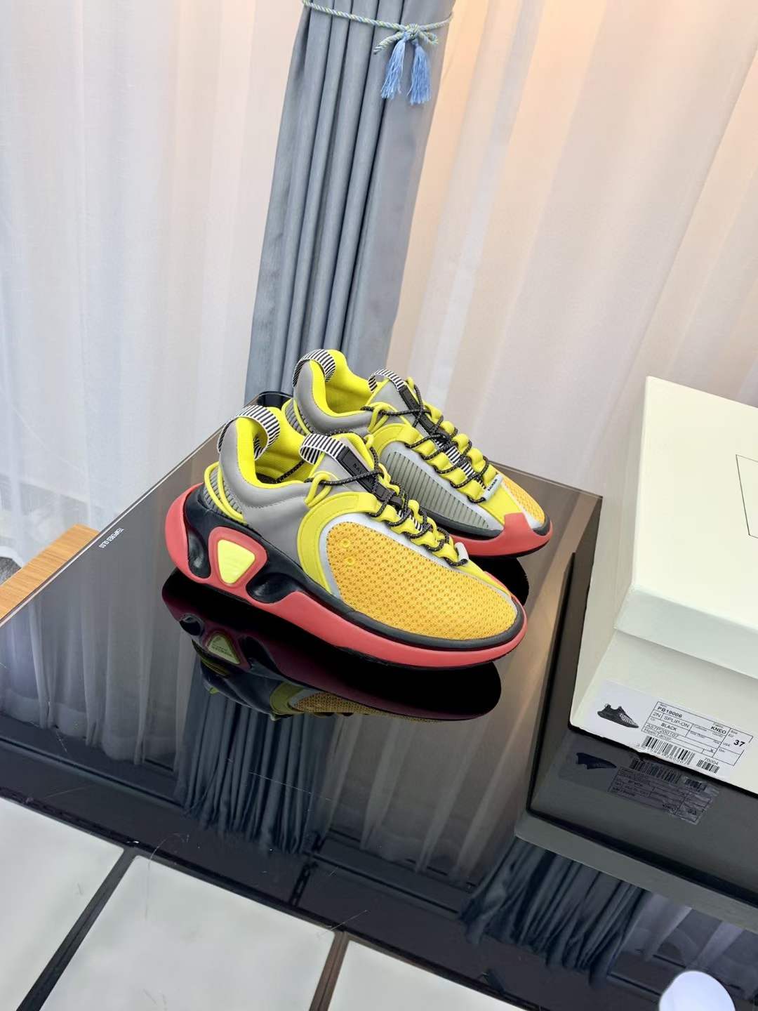 Men Women B*almain Top Sneakers