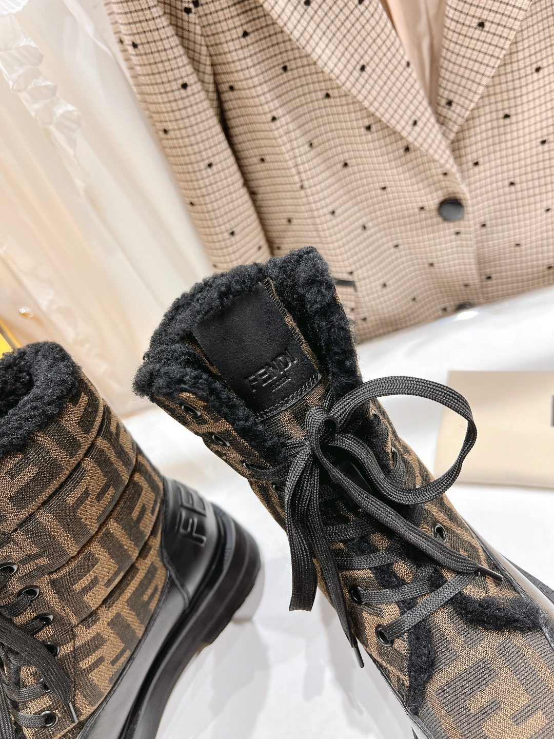 Women F*endi Top Boots Maikesneakers