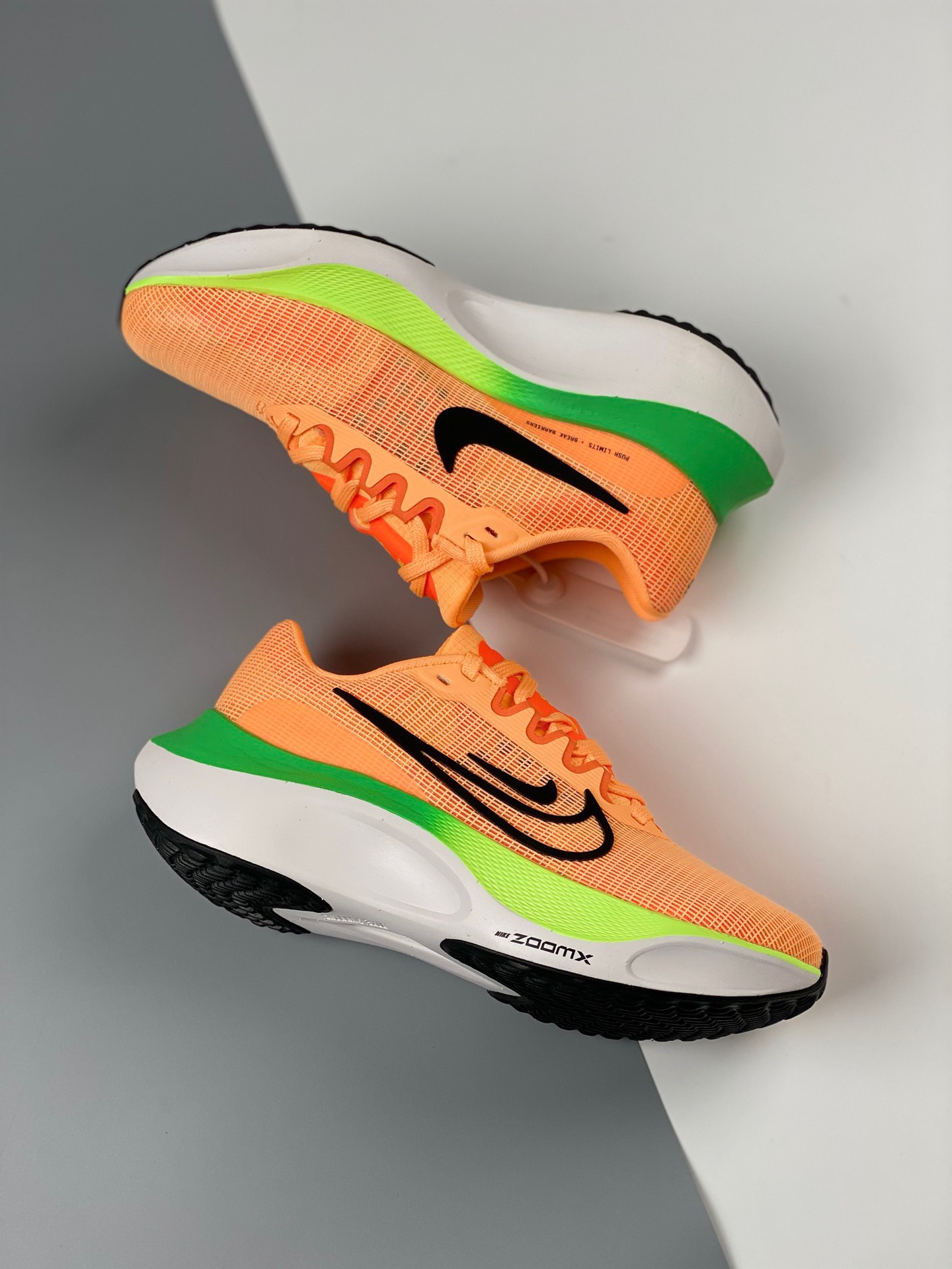 Women Nike zoom fly 5