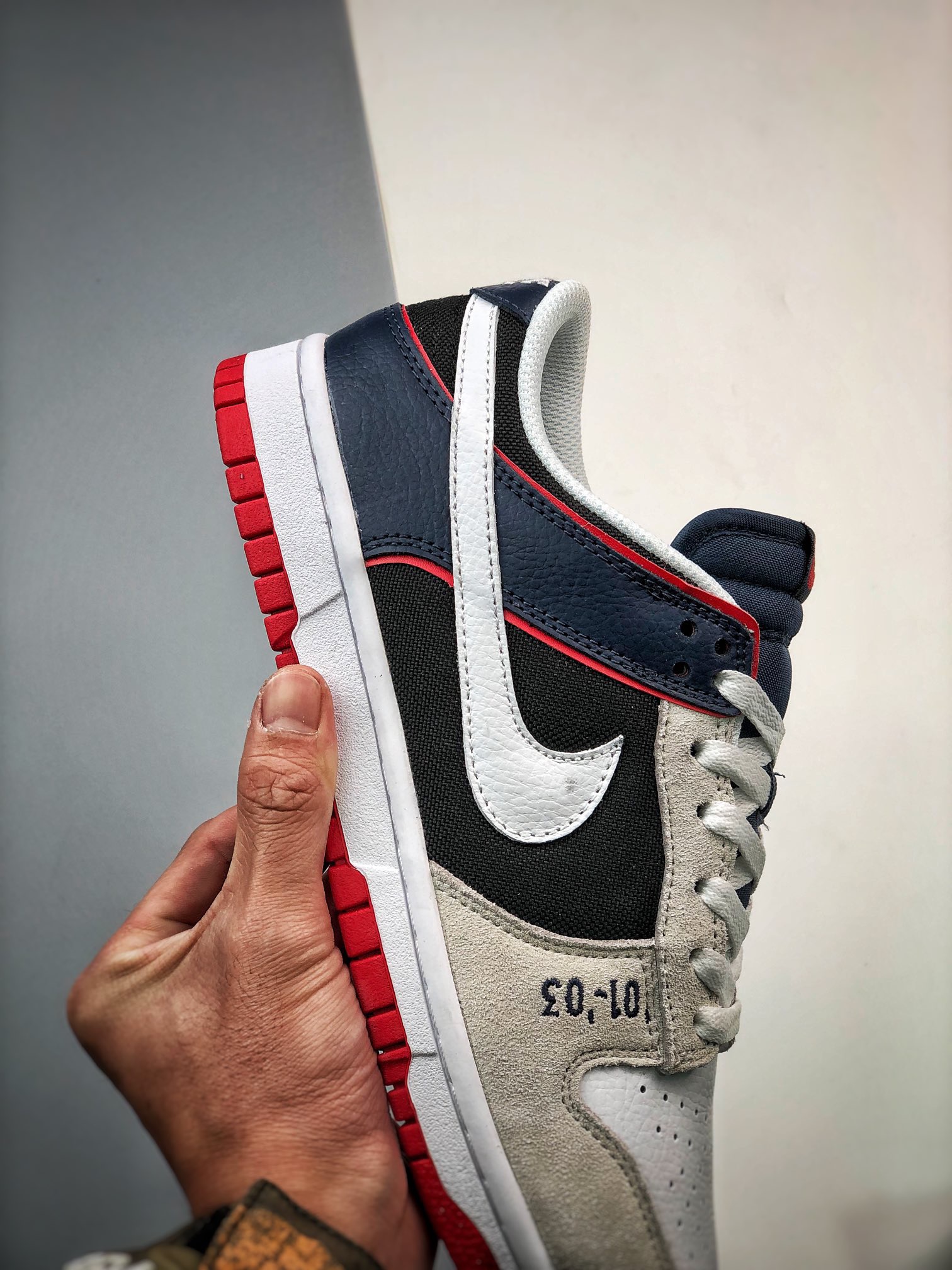 Nike SB Dunk low purple pigeon