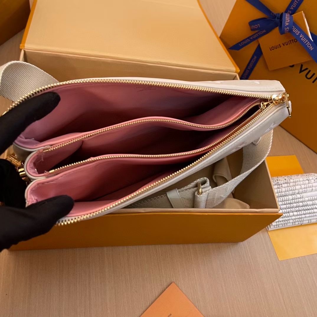 L*ouis V*uitton M22398 Top Bag