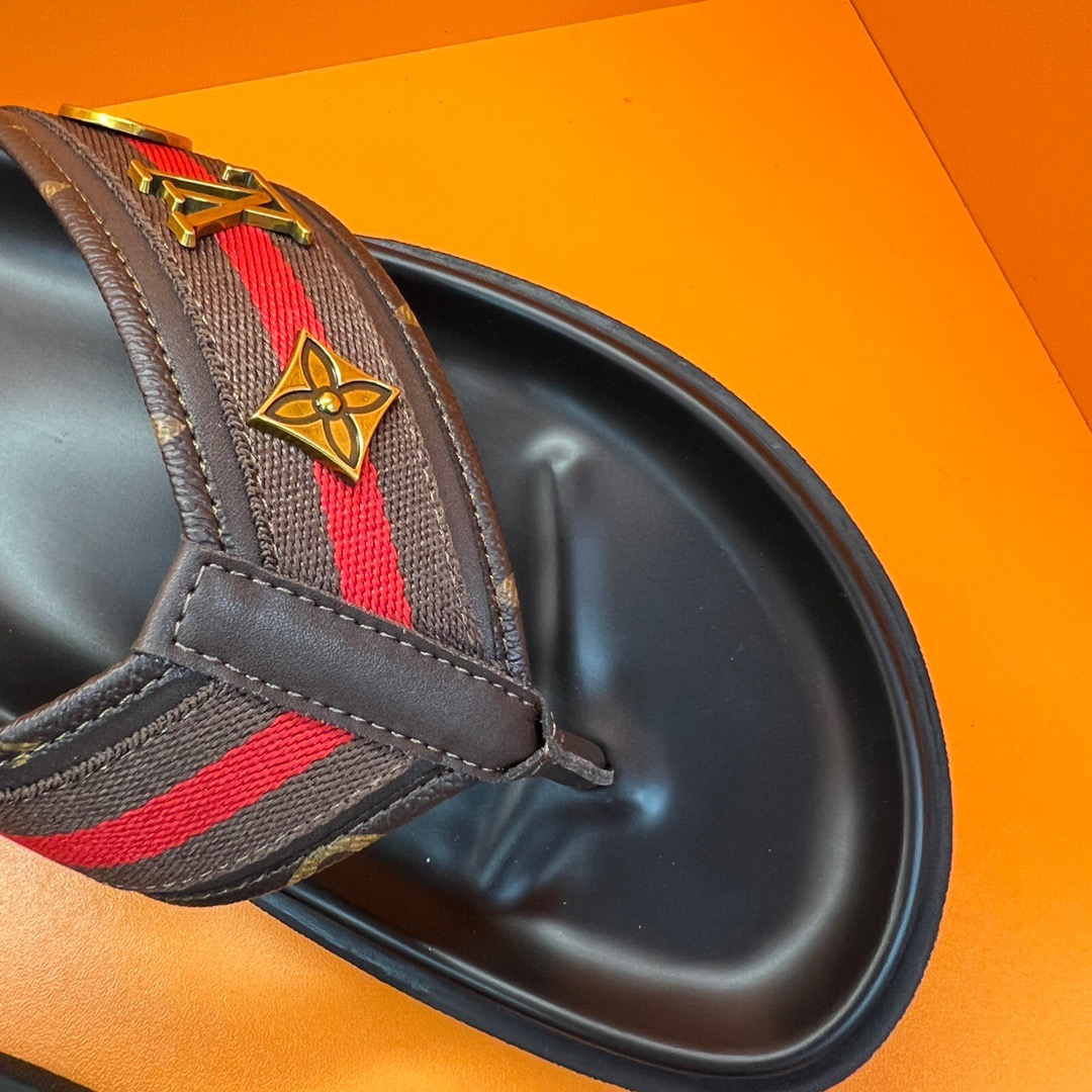 1 Men L*ouis V*uitton Top Slippers