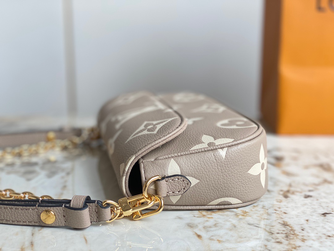 L*ouis V*uitton Top Bag