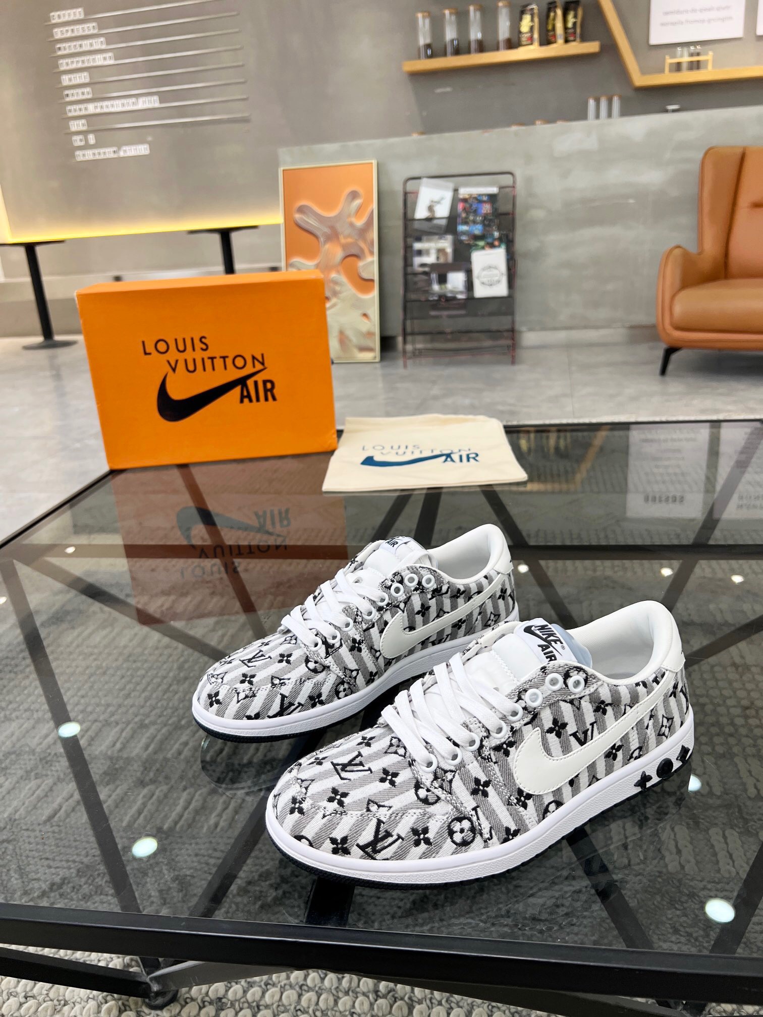 Men L*ouis V*uitton x NIKE Sneakers Maikesneakers