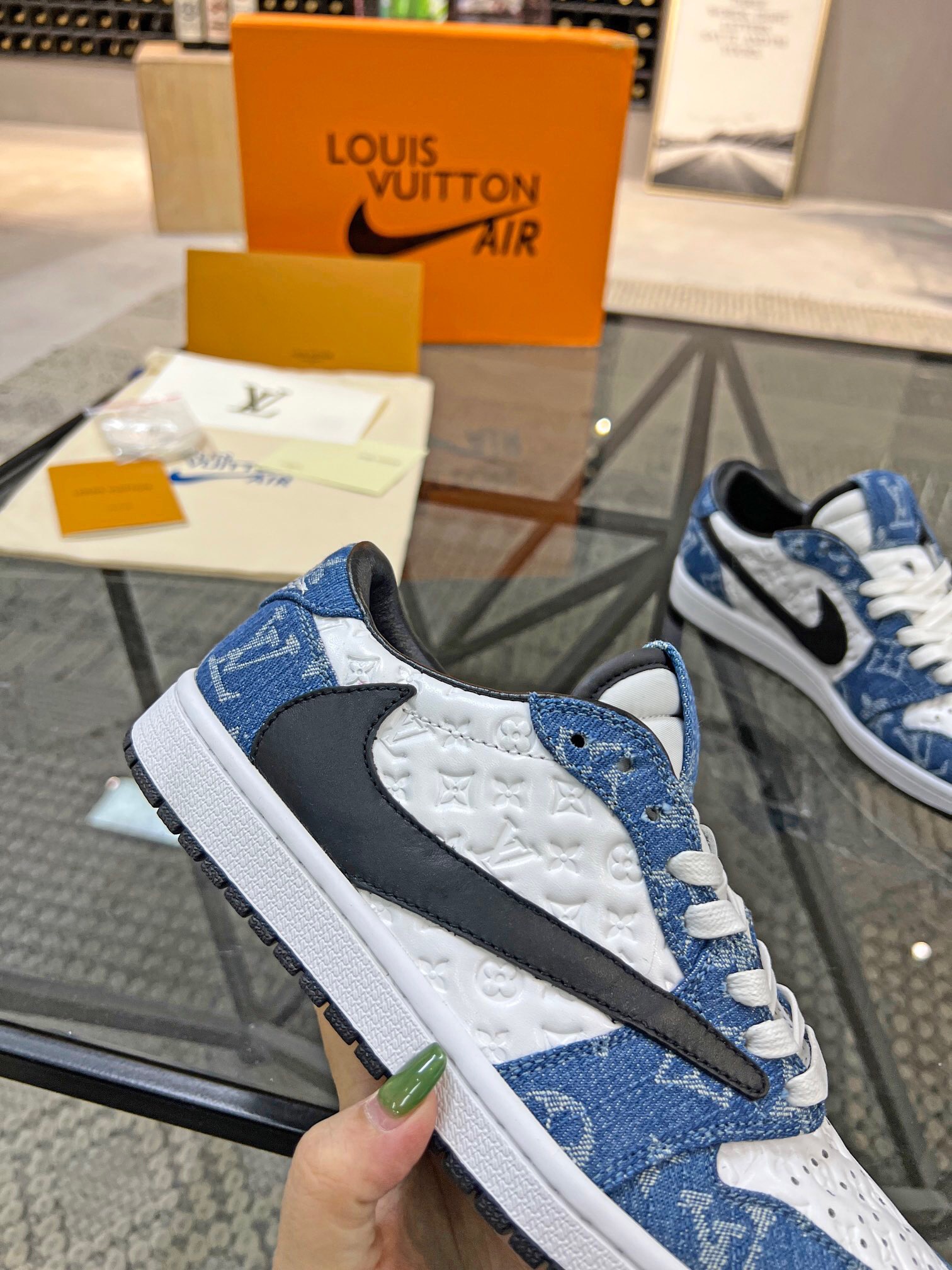 Men L*ouis V*uitton x NIKE Sneakers Maikesneakers