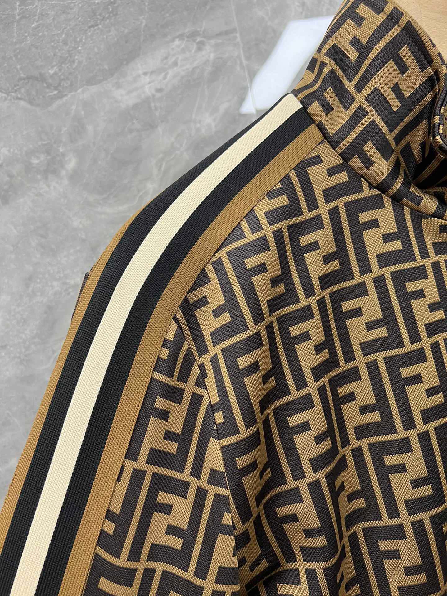 Men Sets Top Quality