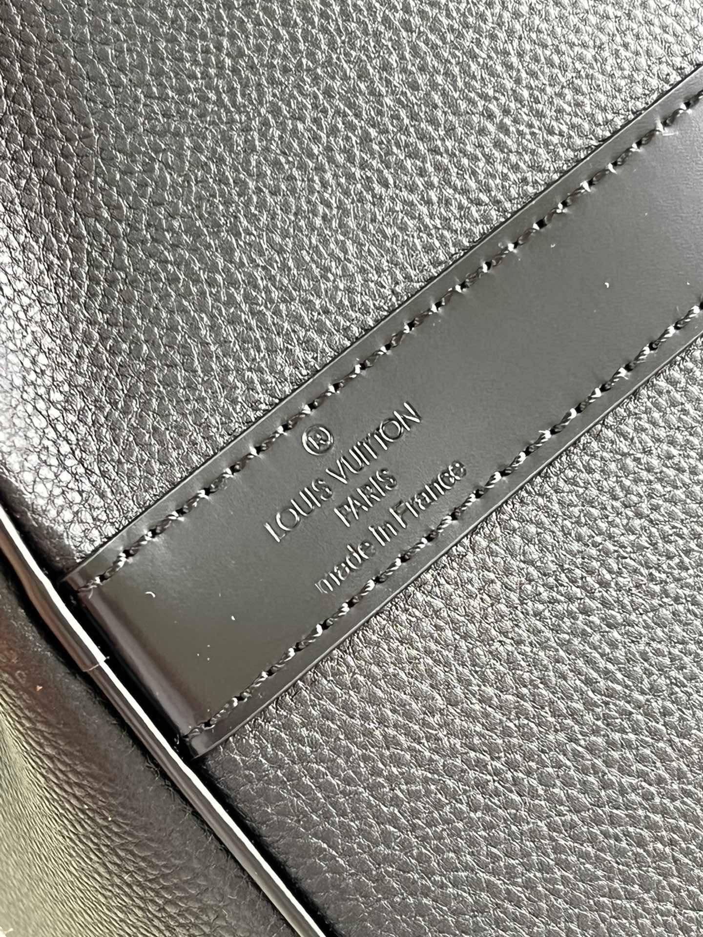 L*ouis V*uitton Top Bag