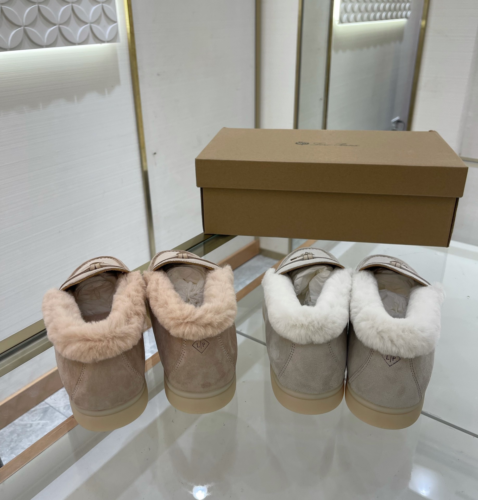 Women L*oro P*iana Top Loafer （）