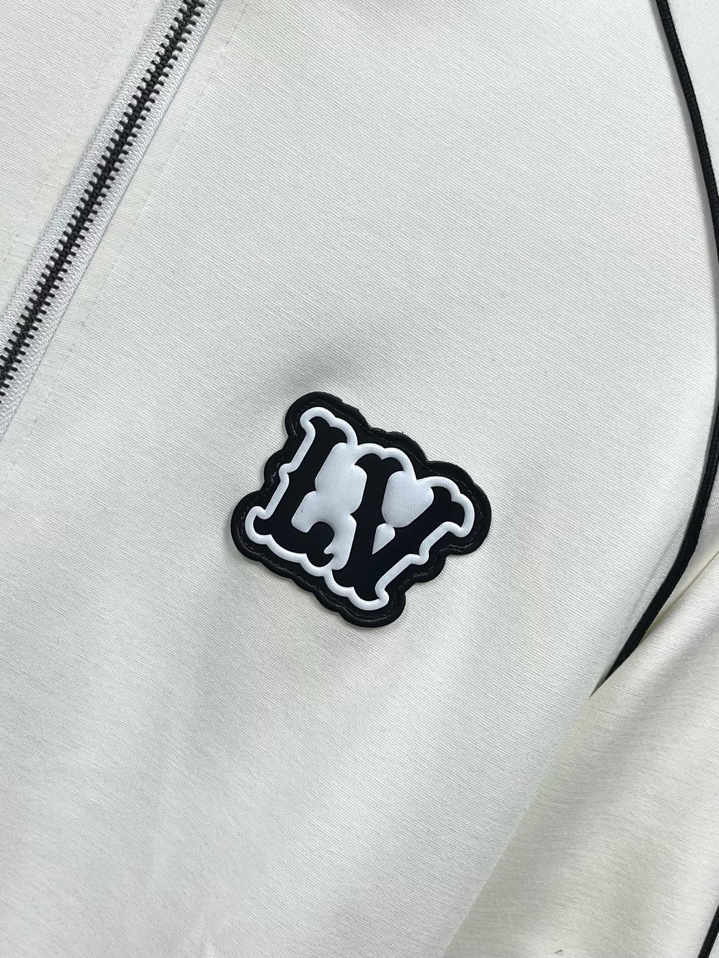 Men suits Top Quality