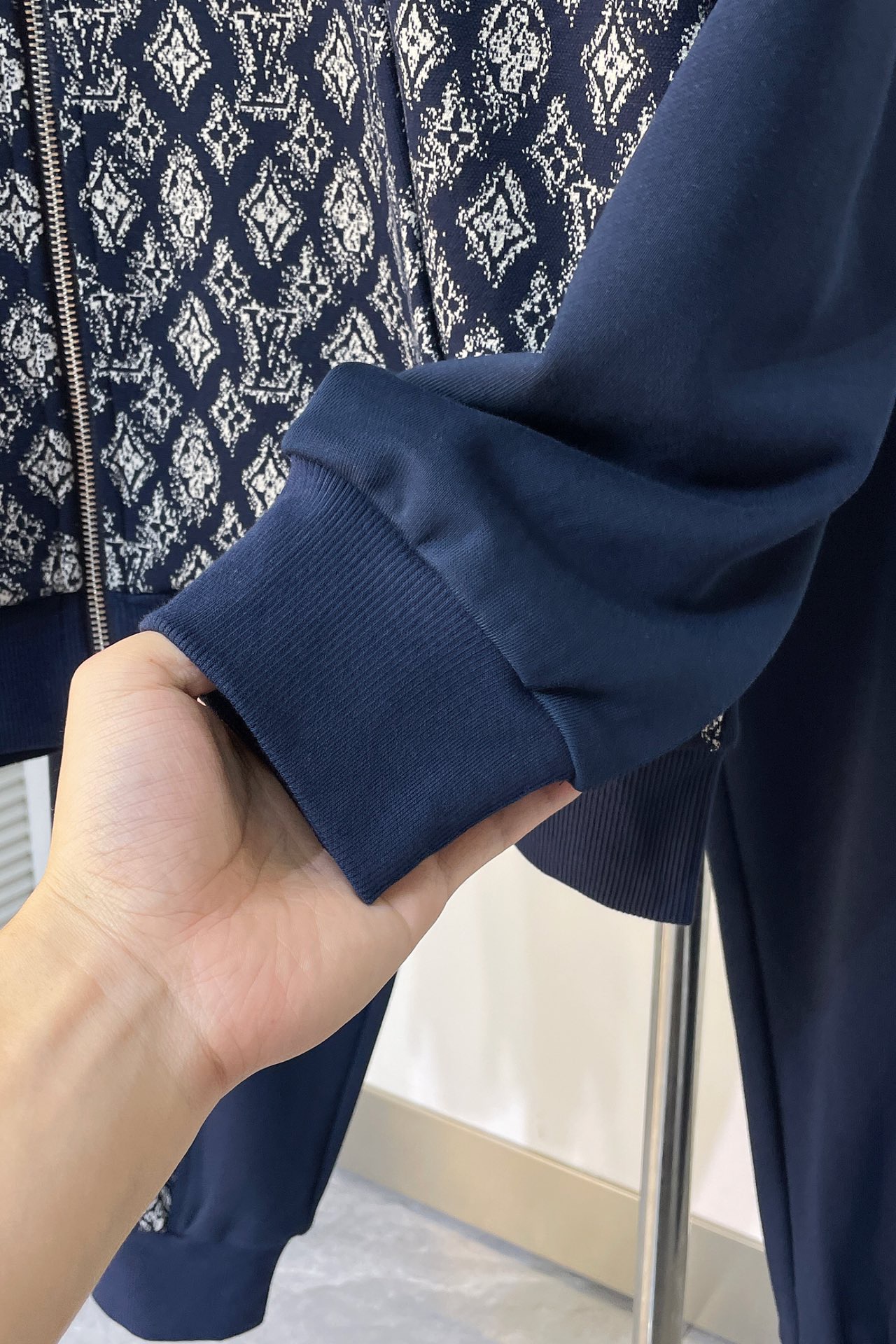 Men suits Top Quality