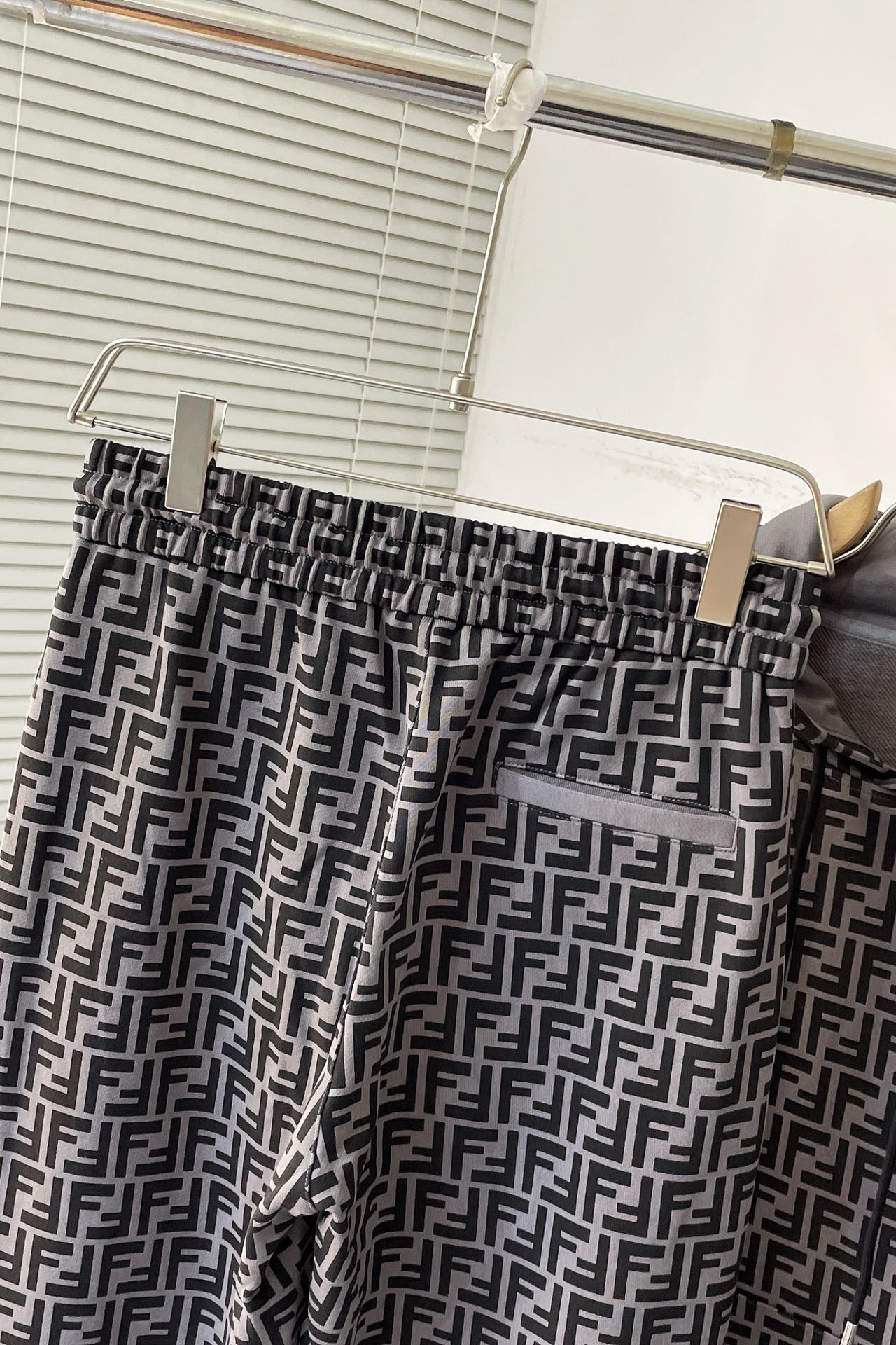 Men suits Top Quality