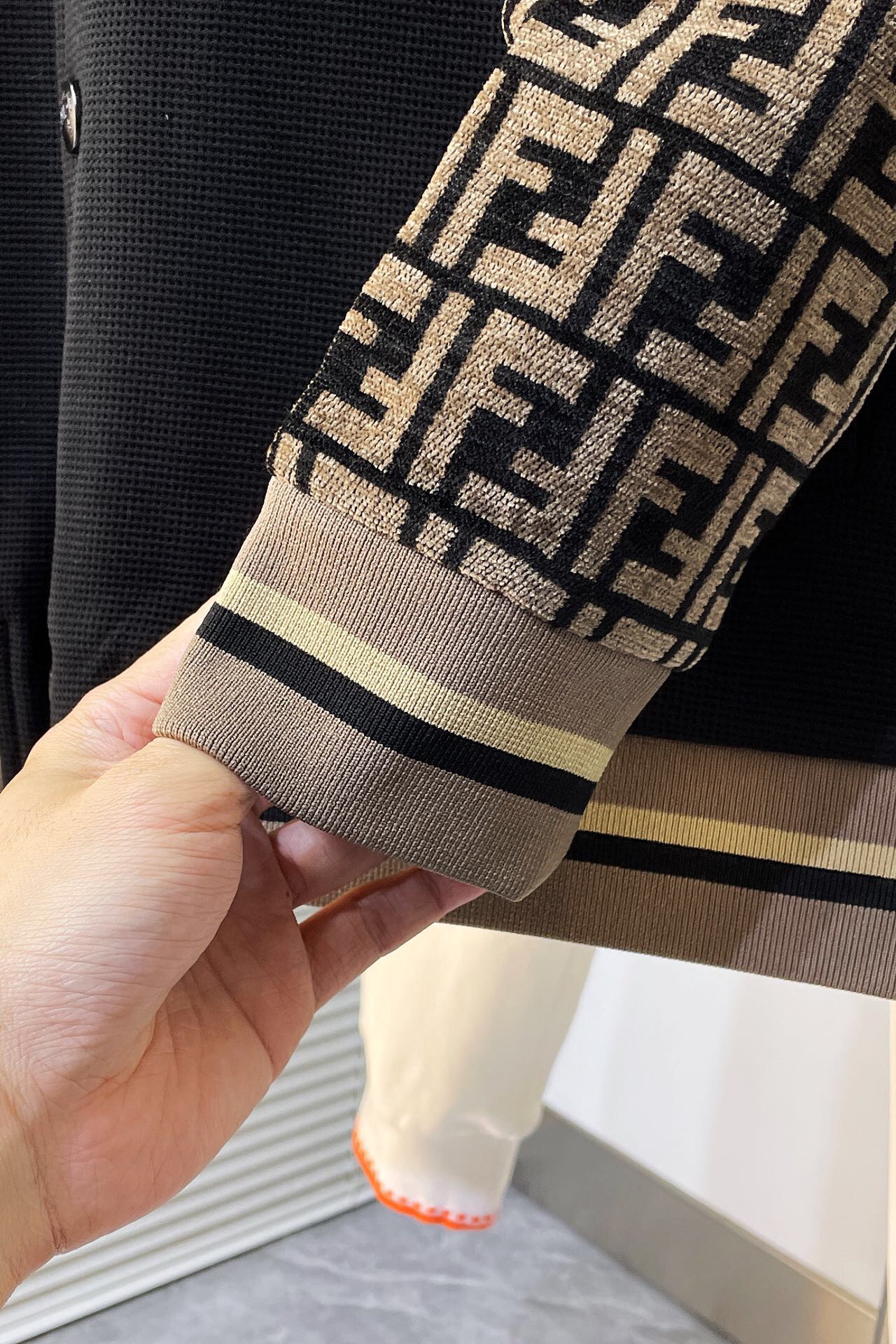 Men Jacket/Sweater Top Quality