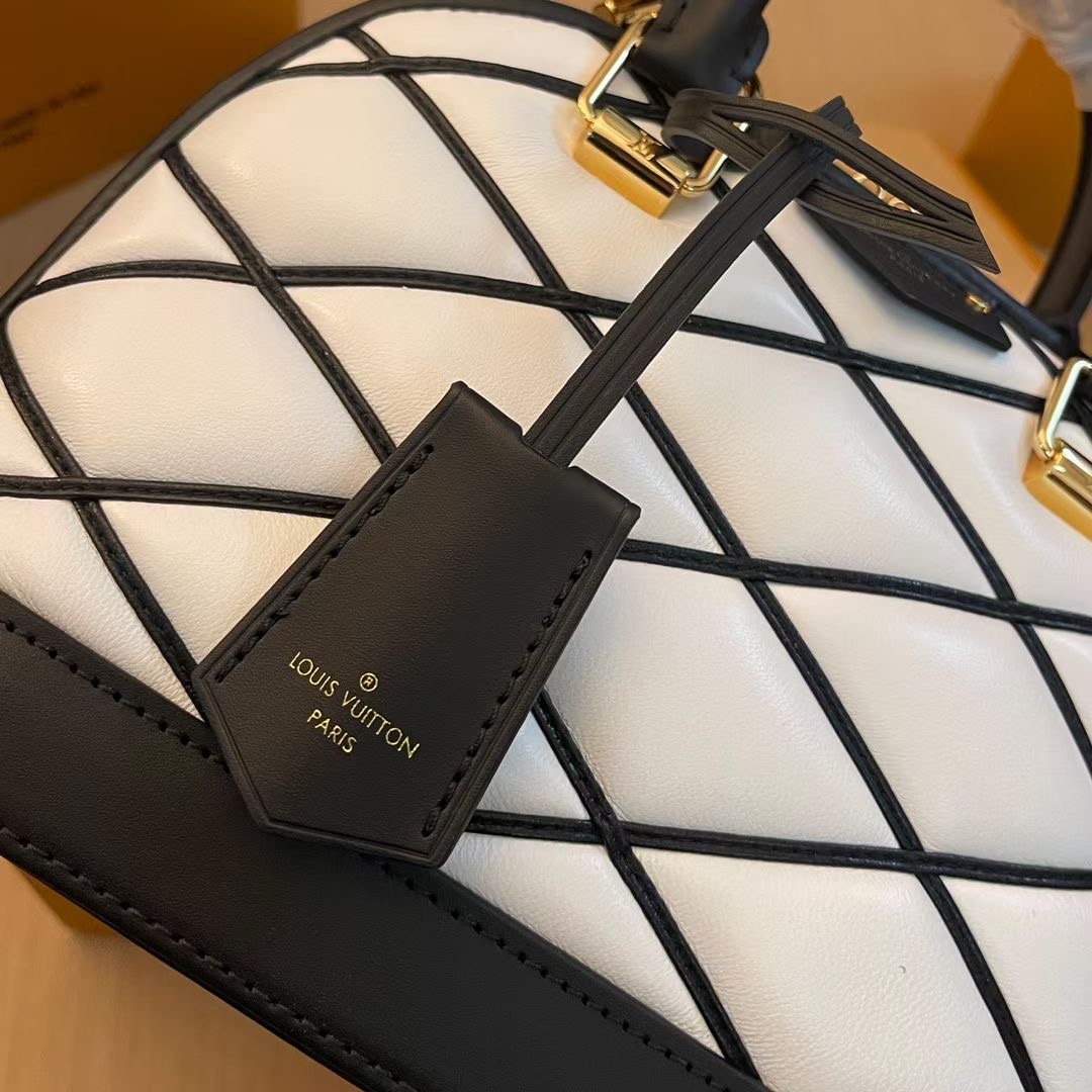 women L*ouis V*uitton Top Bag 23761