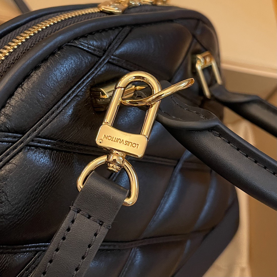 women L*ouis V*uitton Top Bag 23666