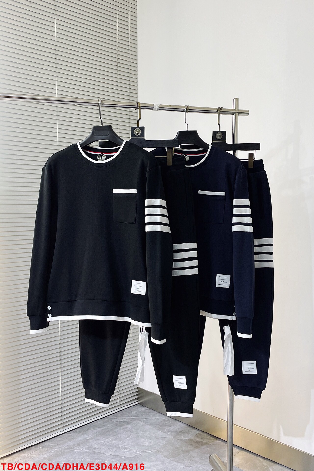 Men suits Top Quality