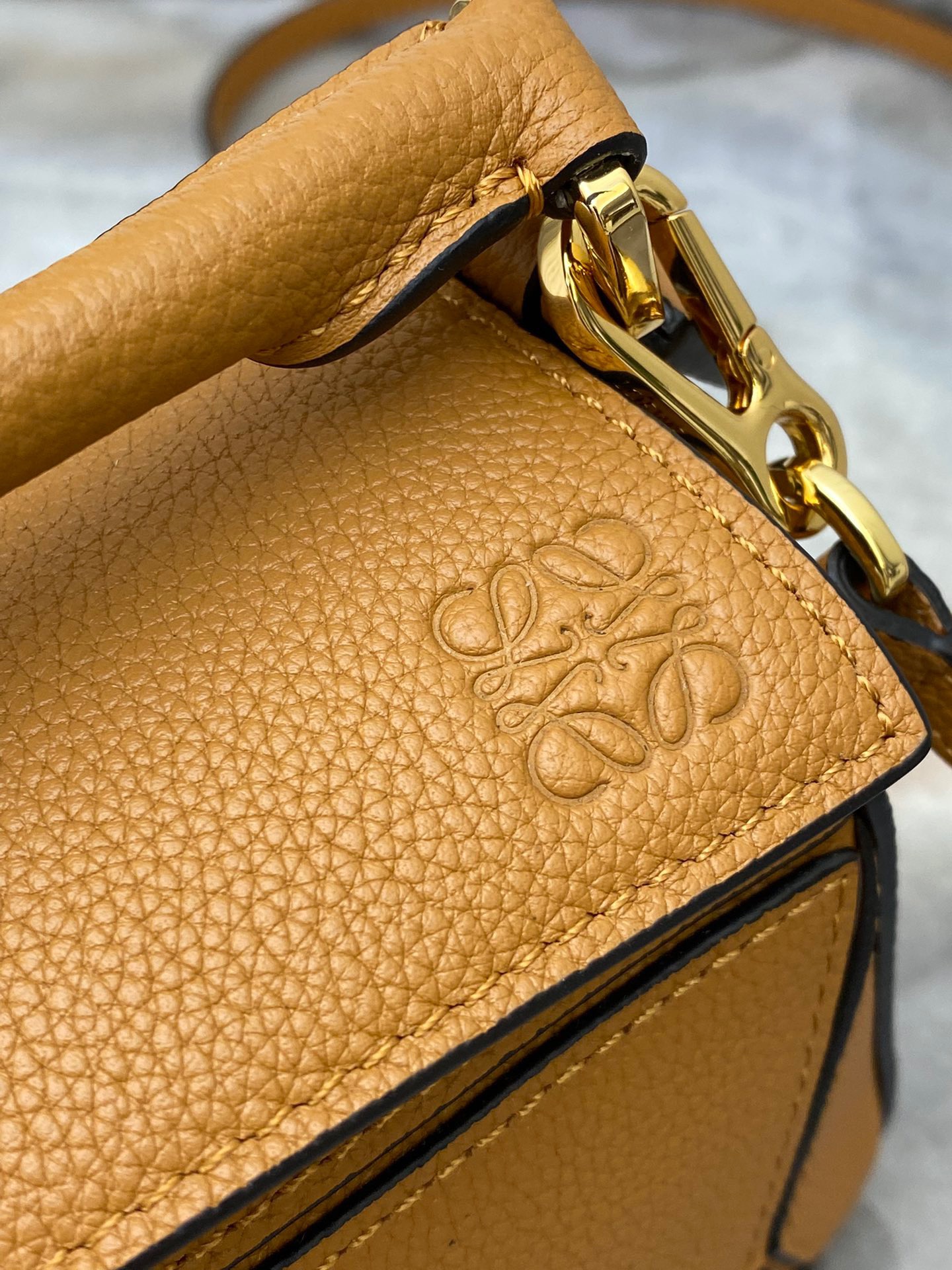 L*oewe Bag 9016 Top Quality