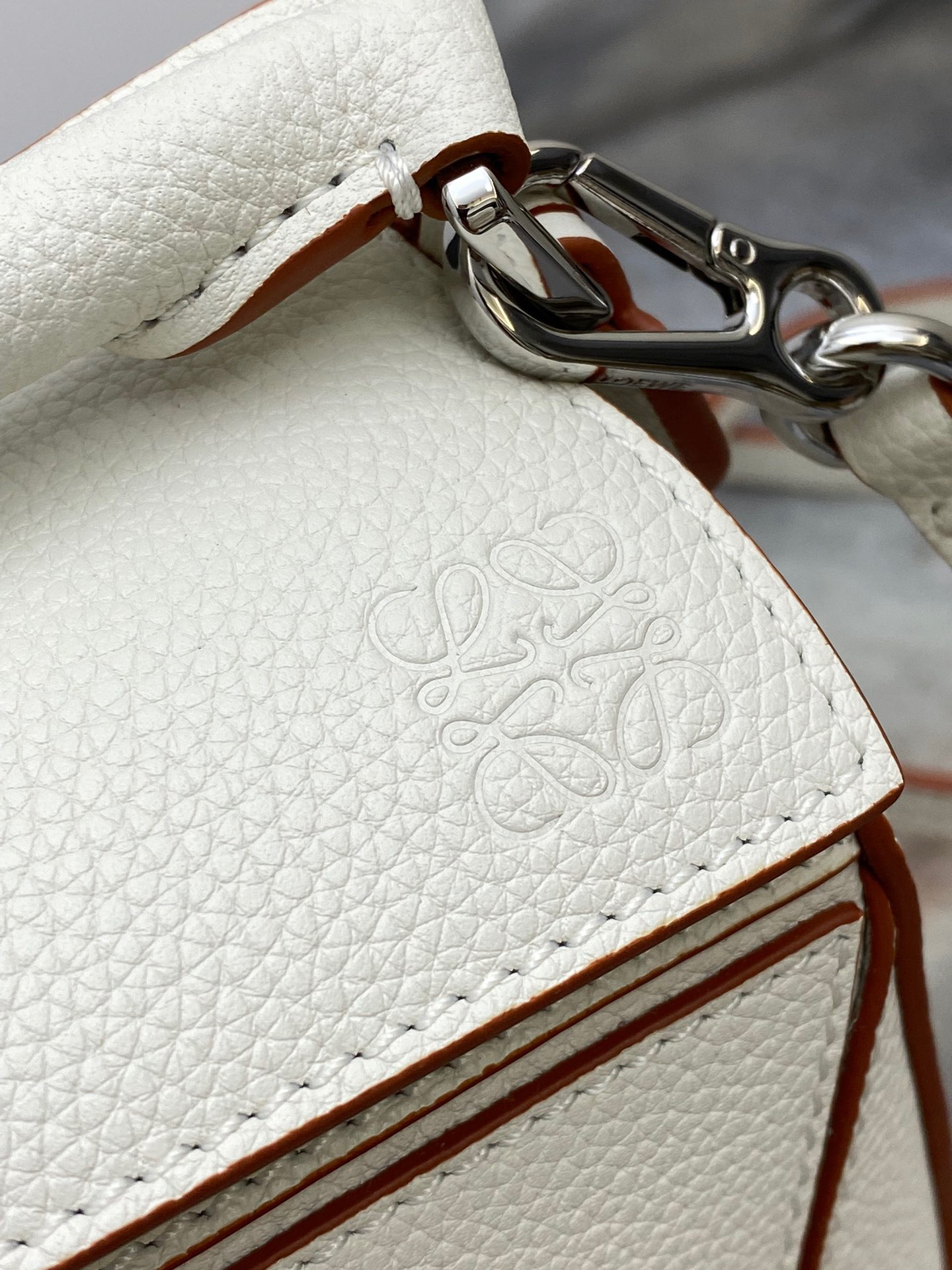 L*oewe Bag 9016 Top Quality