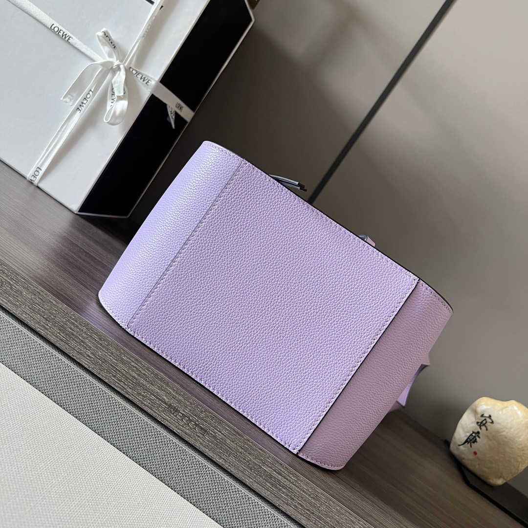 L*oewe Bag 652235 Top Quality